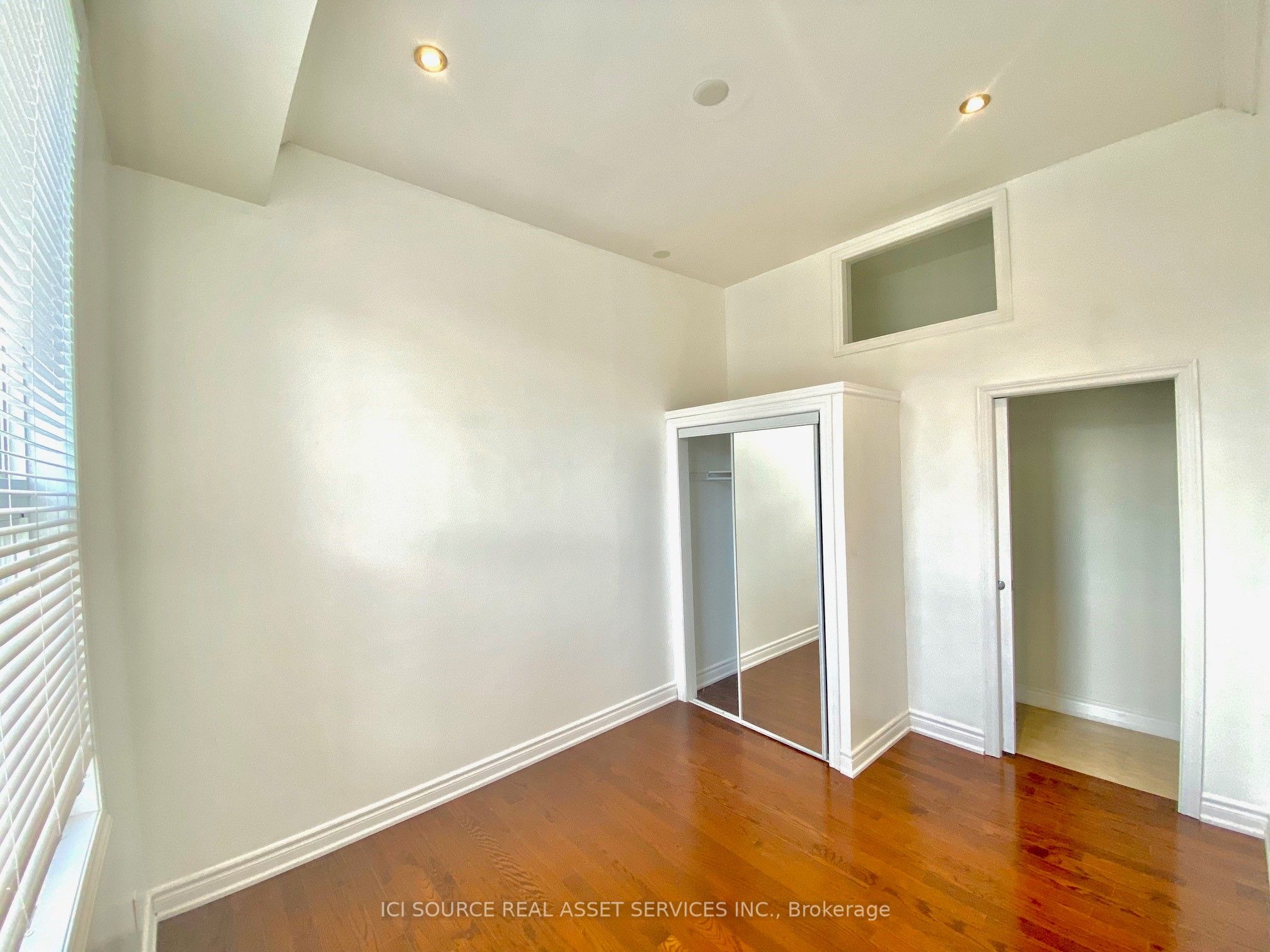 167 Markham Street 2nd & 3rd Floor, Toronto, ON M6J 2G7 photo 5