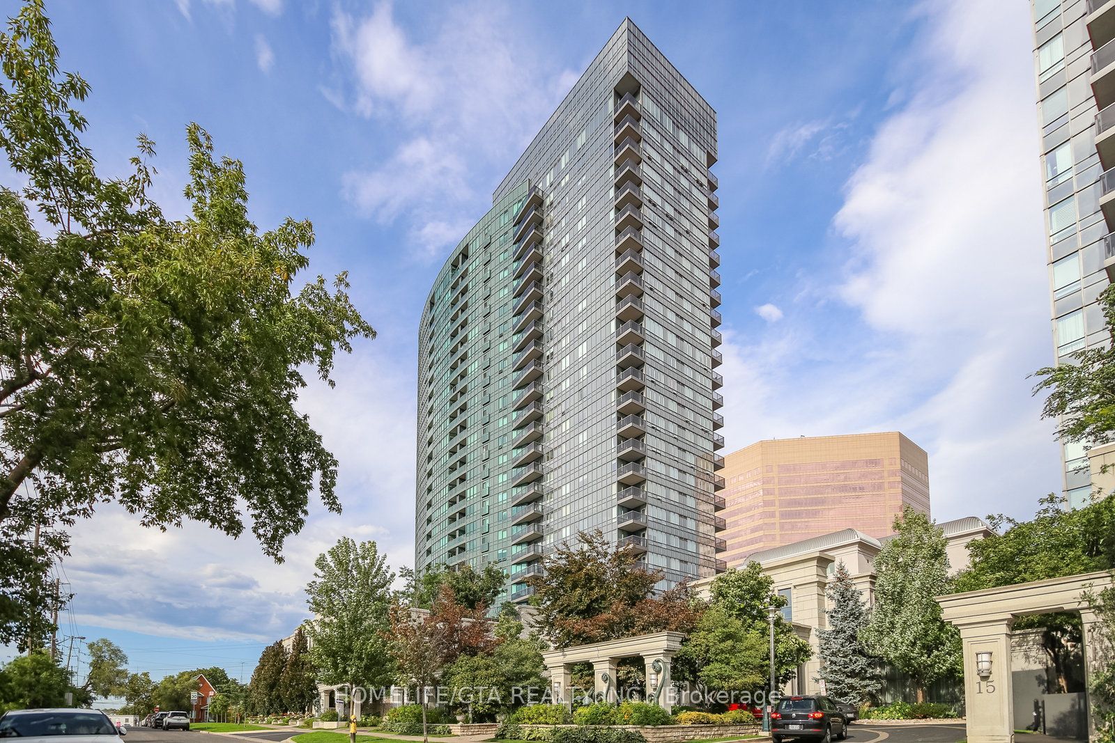 15 Greenview Avenue 1007, Toronto, ON M2M 4M7 photo 3