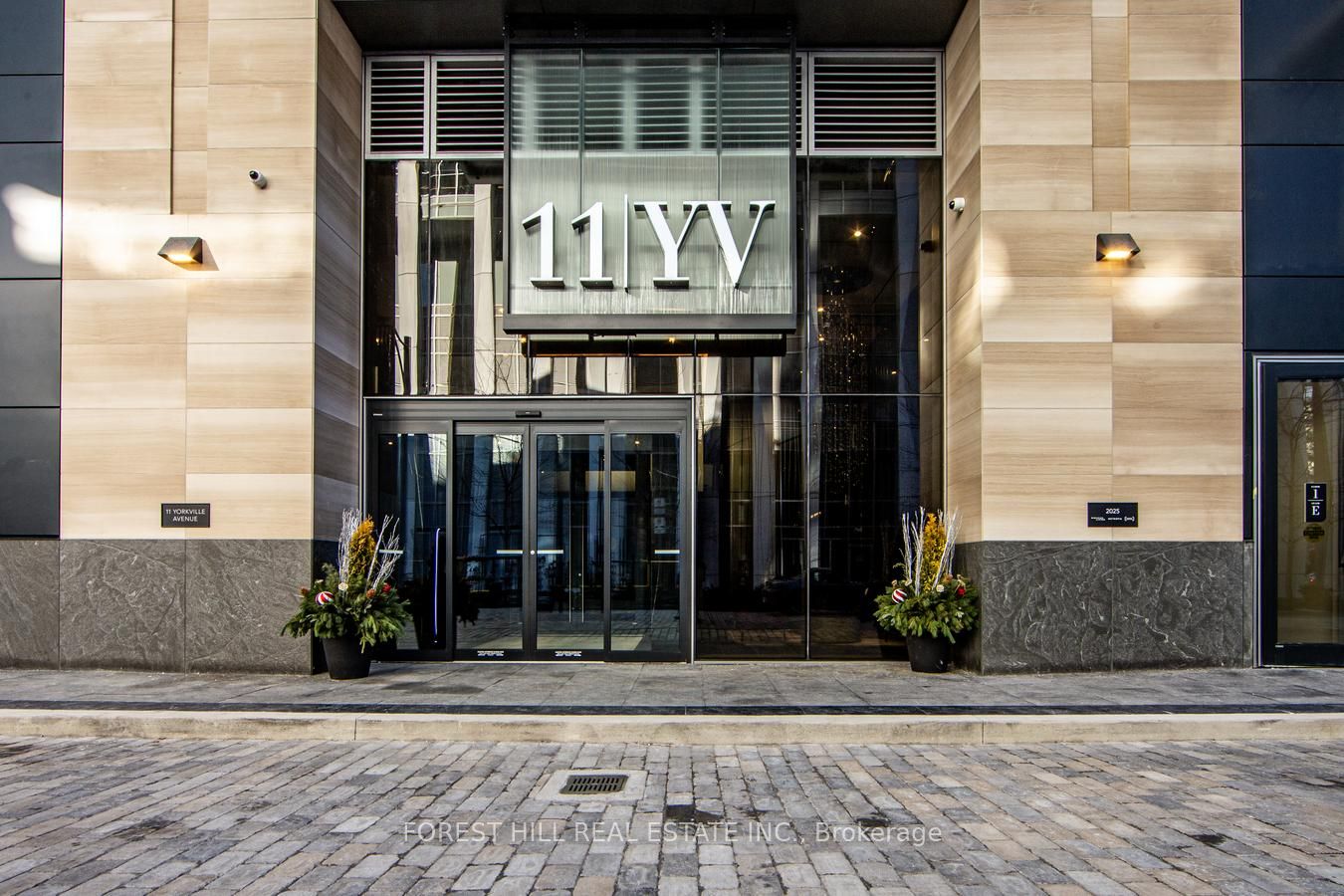 11 Yorkville Avenue 2506, Toronto, ON M4W 0B7 photo 2
