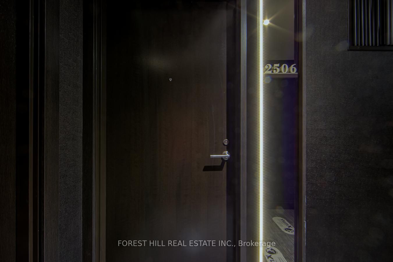 11 Yorkville Avenue 2506, Toronto, ON M4W 0B7 photo 5