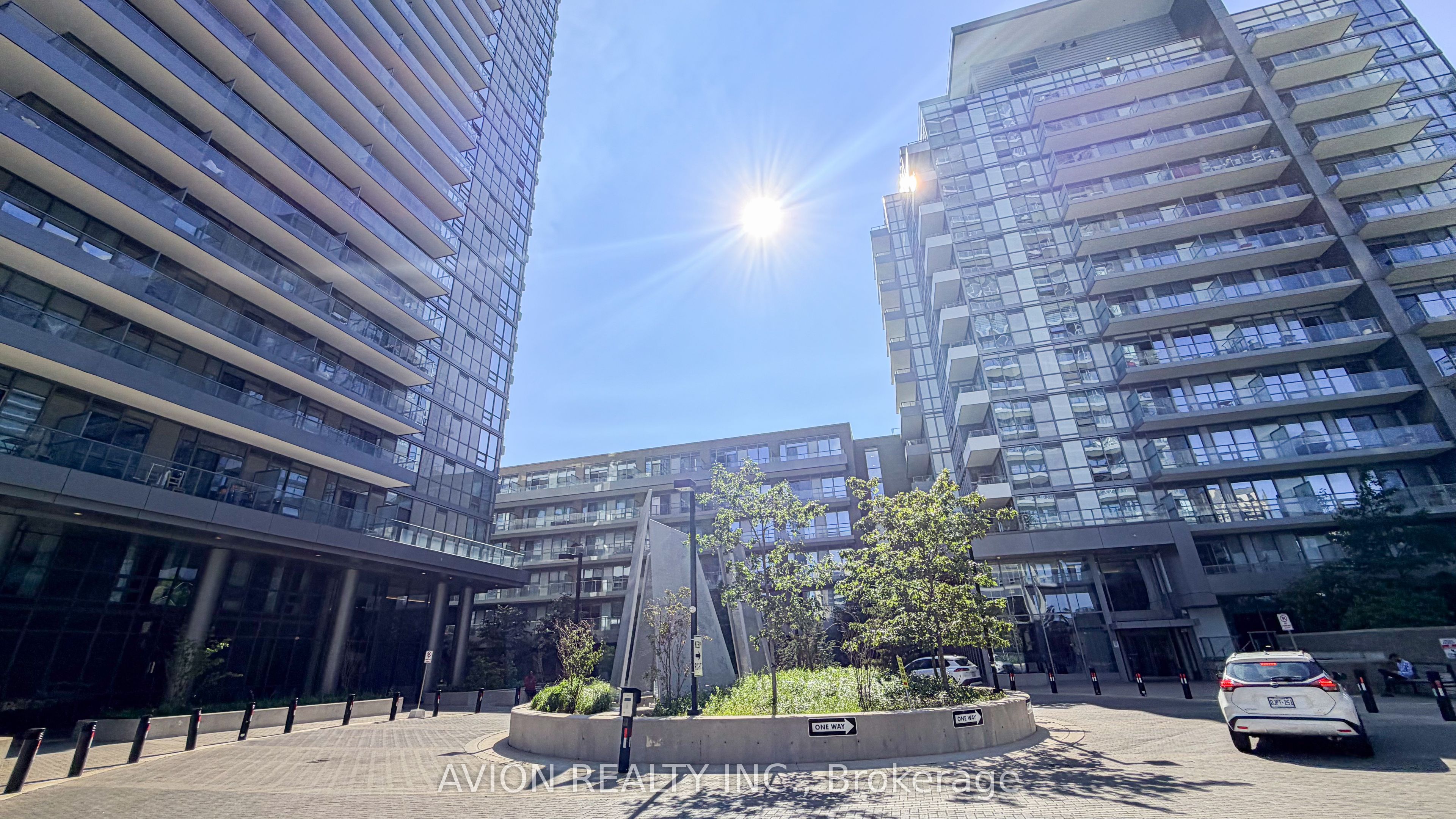 56 Forest Manor Road 503, Toronto, ON M2J 0E5