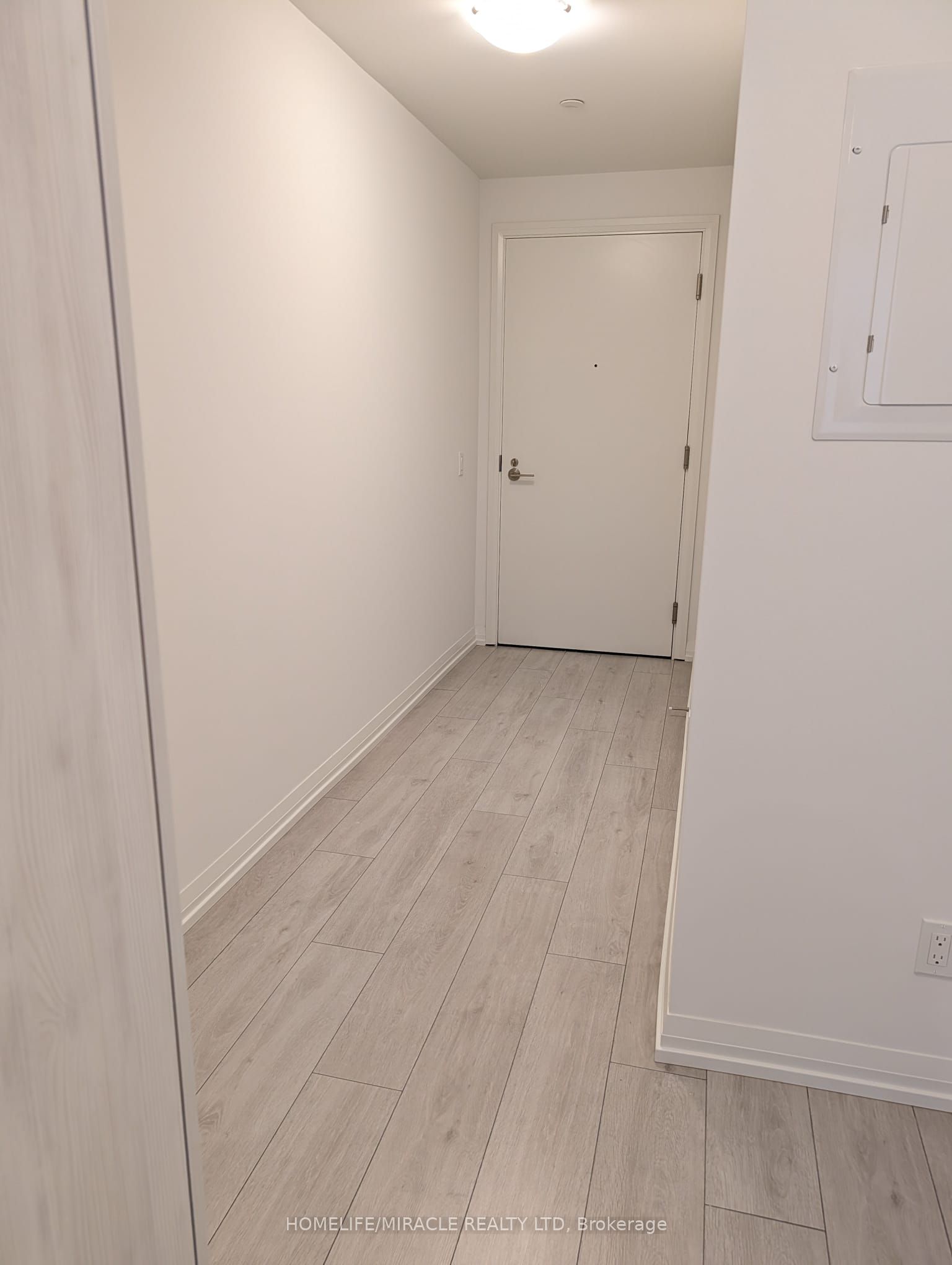 400 King Street 2001, Toronto, ON M5V 1K2 photo 4