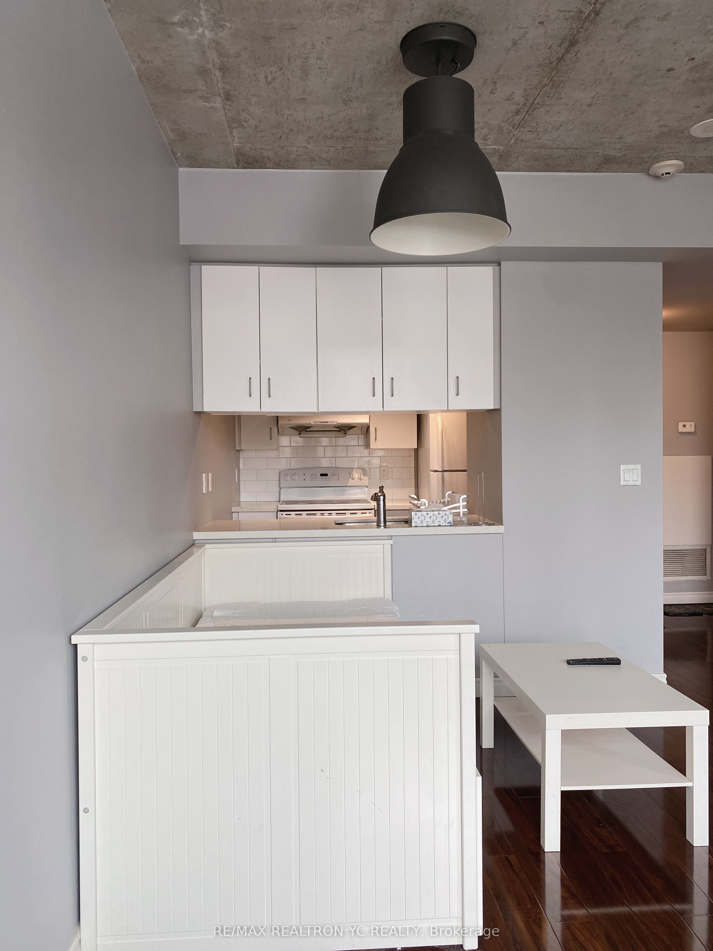 285 Mutual Street 705, Toronto, ON M4Y 3C5