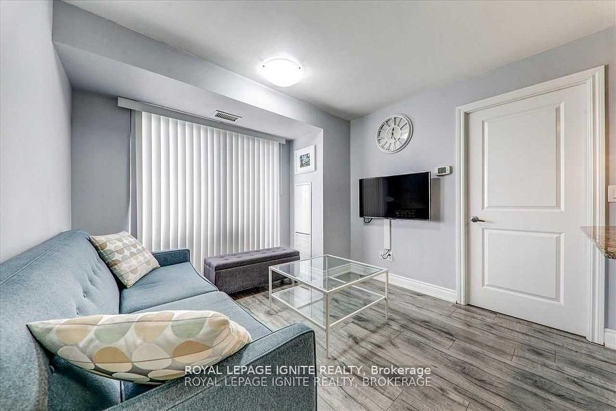 760 Sheppard Avenue W # 608, Toronto, ON M3H 0B3 photo 5