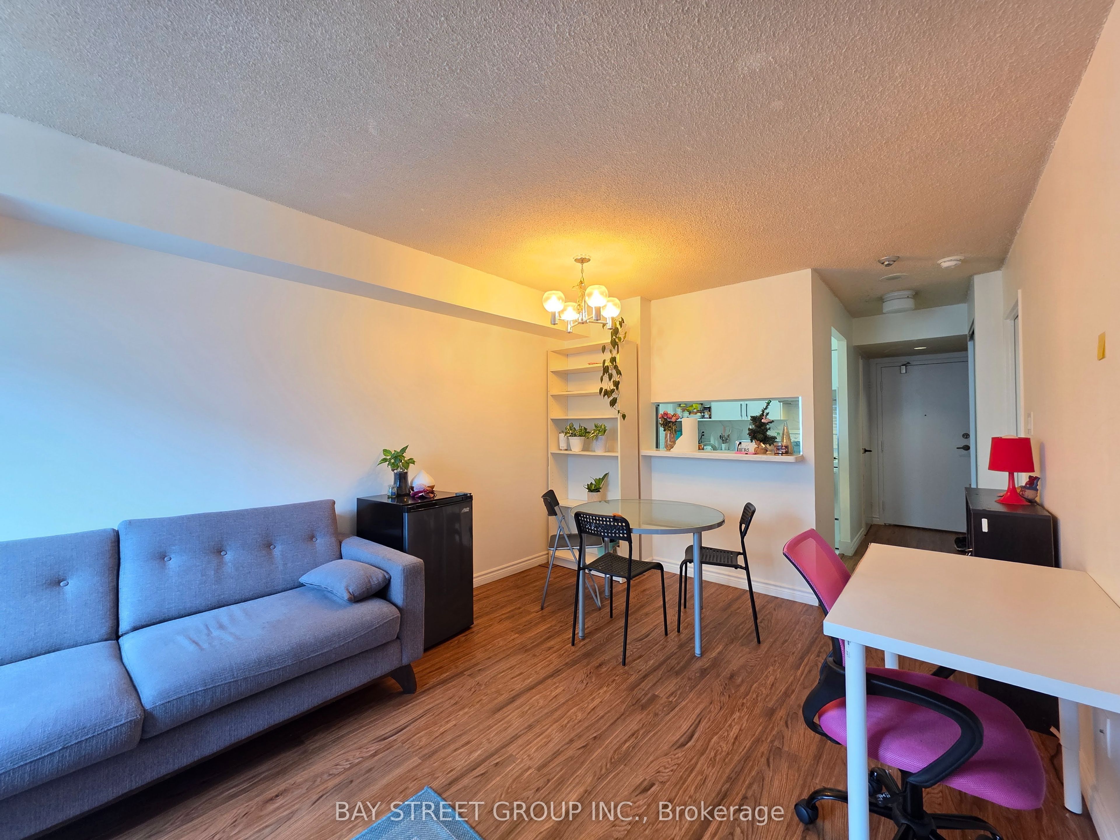 633 Bay Street 1202, Toronto, ON M5G 2G4 photo 2