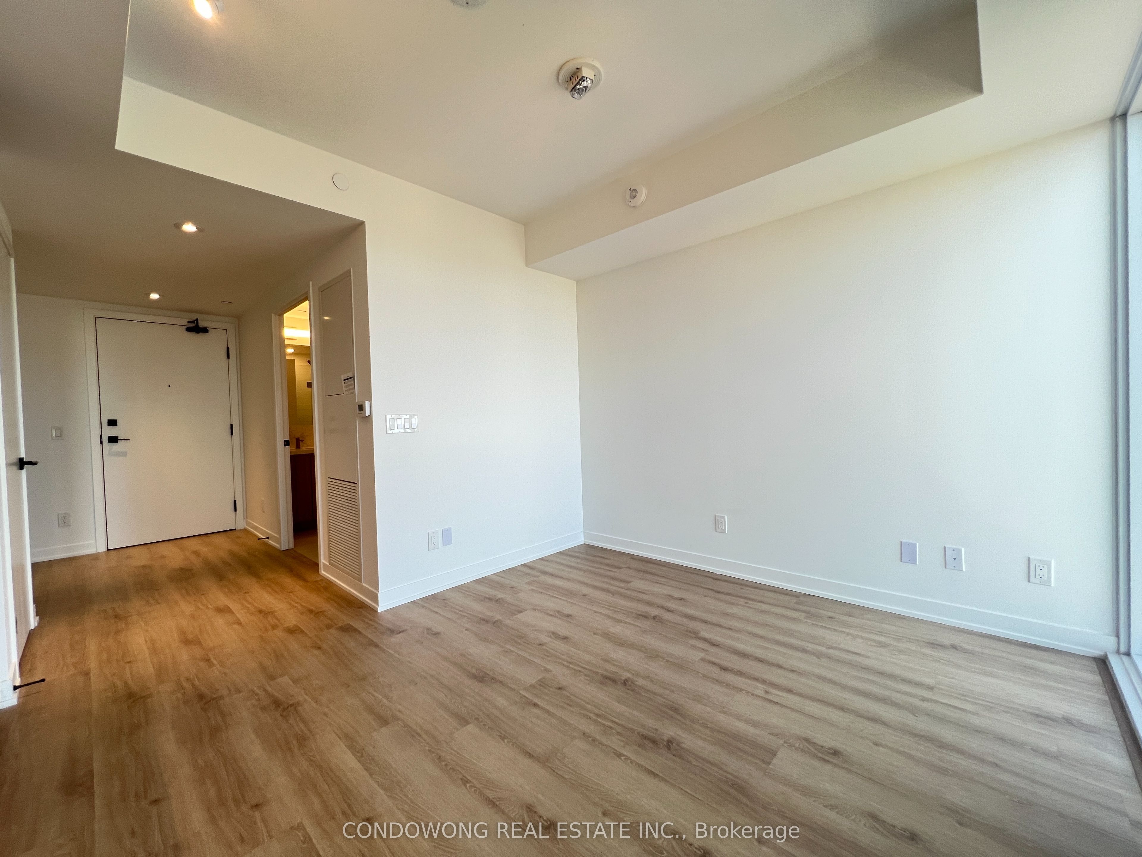 319 Jarvis Street 2312, Toronto, ON M5B 0C8 photo 5