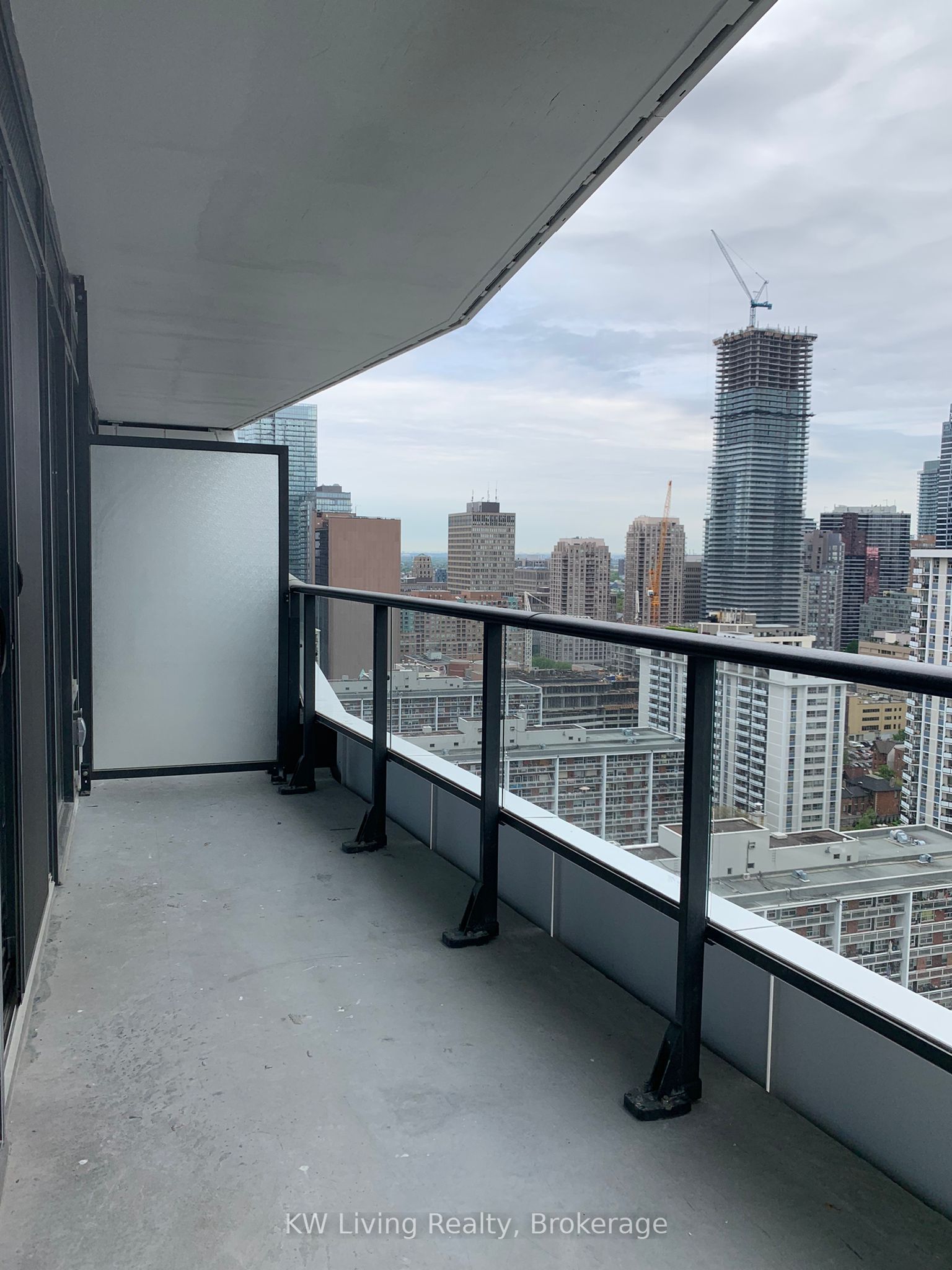 85 Wood Street 3111, Toronto, ON M4Y 0E8 photo 2