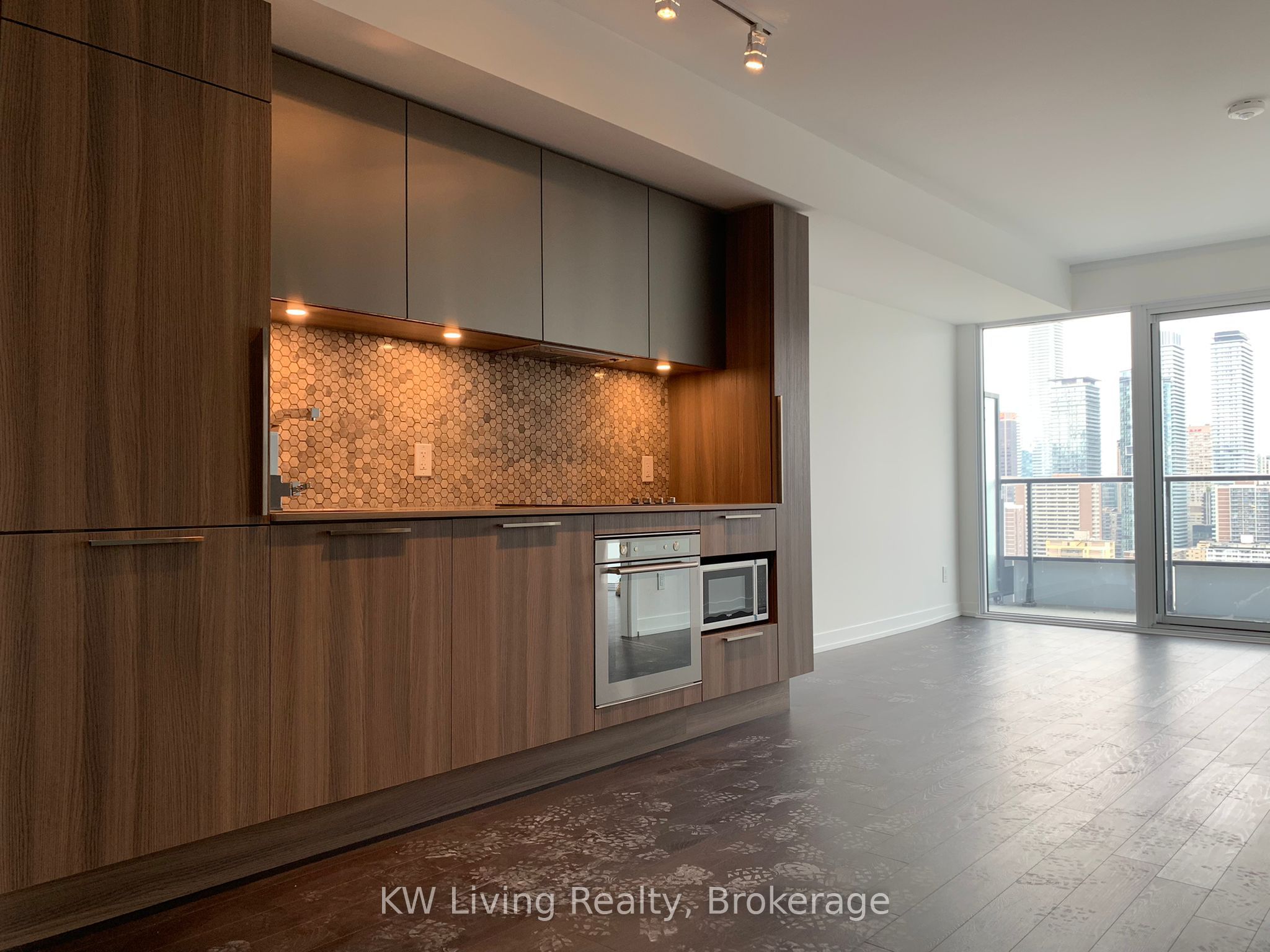 85 Wood Street 3111, Toronto, ON M4Y 0E8 photo 5