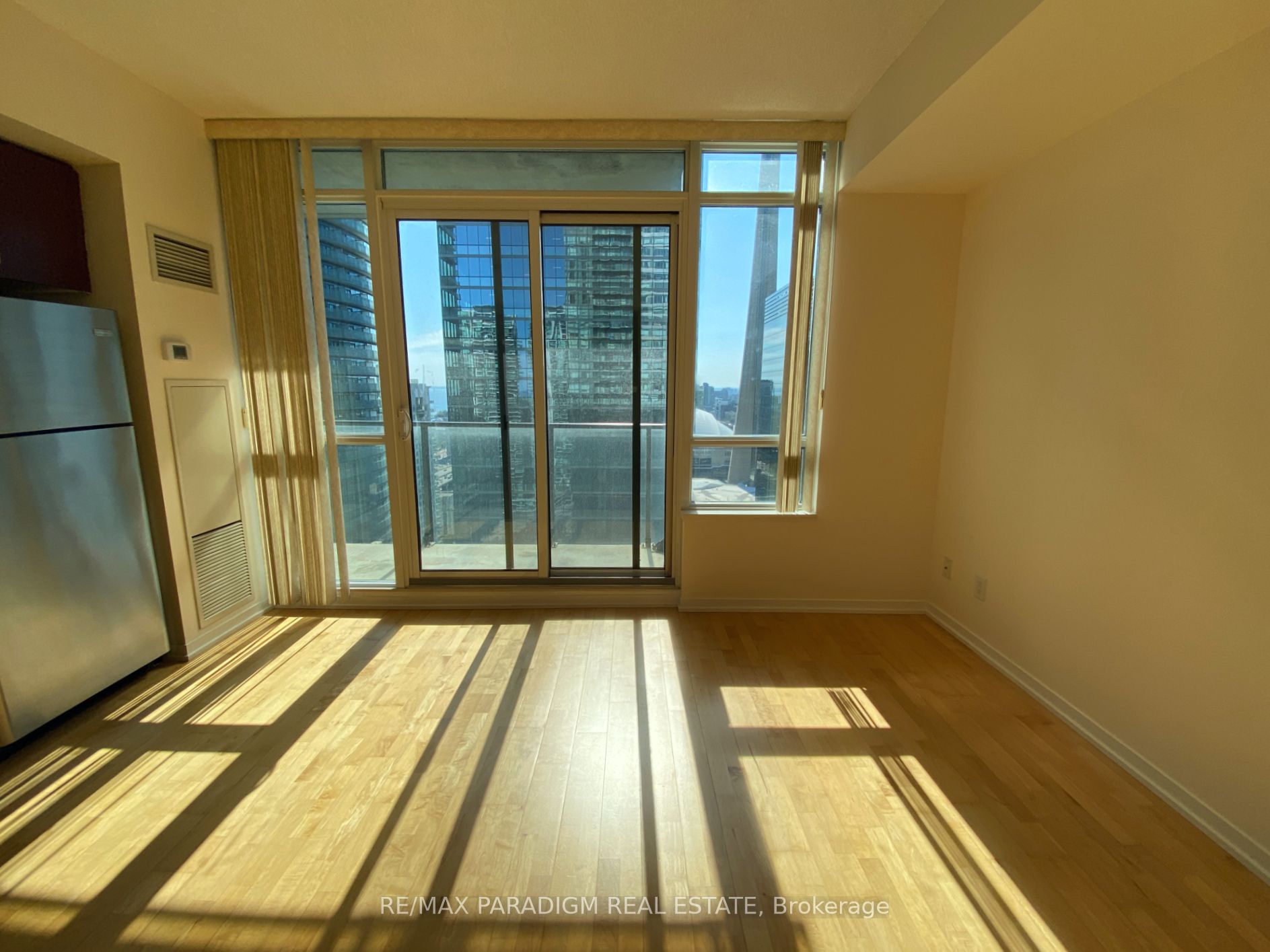 65 Bremner Boulevard 3204, Toronto, ON M5J 0A7 photo 4