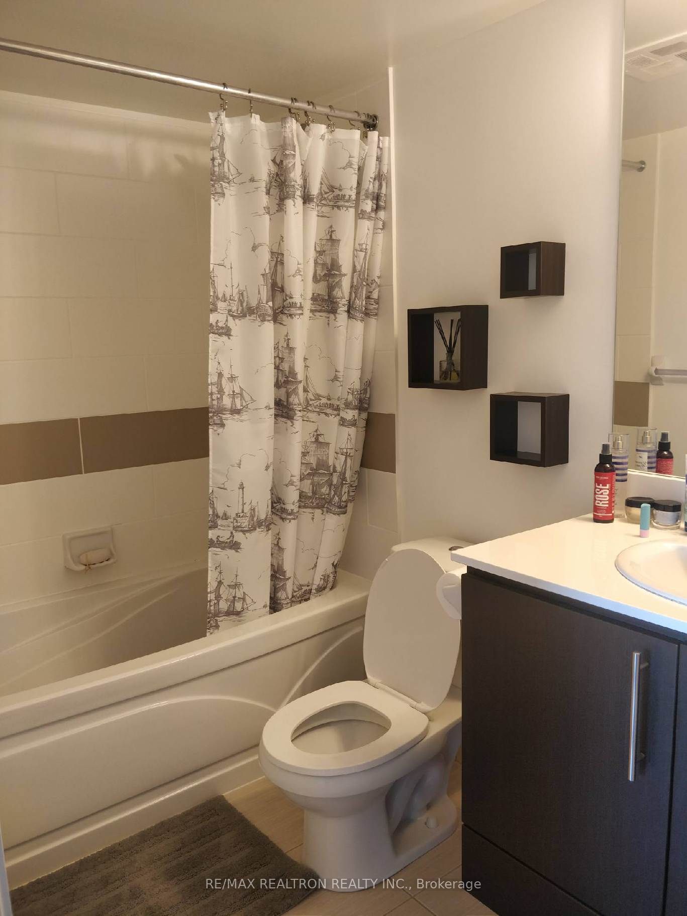 17 Anndale Drive 807, Toronto, ON M2N 2W7 photo 5