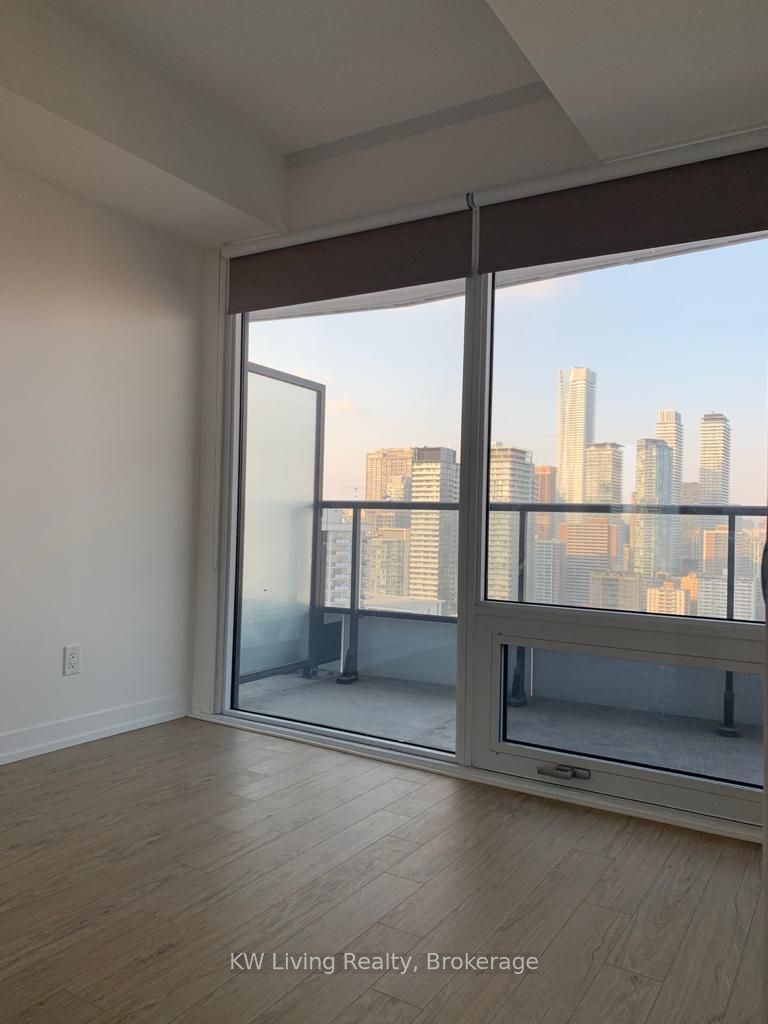 85 Wood Street 3208, Toronto, ON M4Y 0E8 photo 3