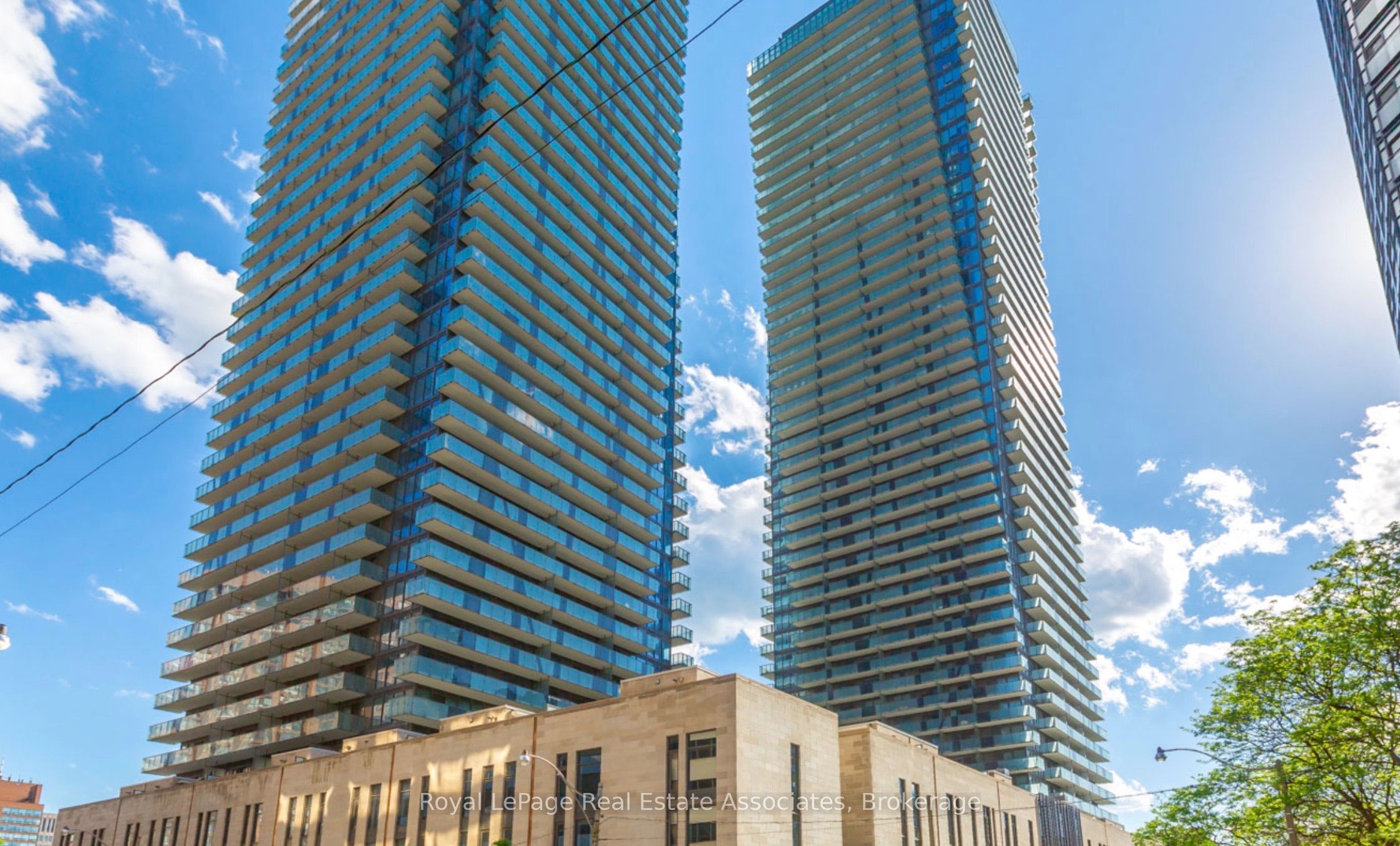 1080 Bay Street 705, Toronto, ON M5S 0A6