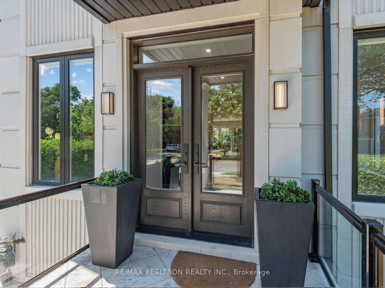 303 Ridley Boulevard, Toronto, ON M3H 1K8 photo 5