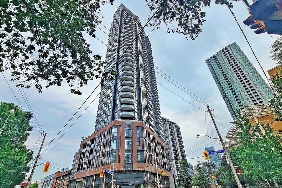 159 Wellesley Street E 1403, Toronto, ON M4Y 0H5