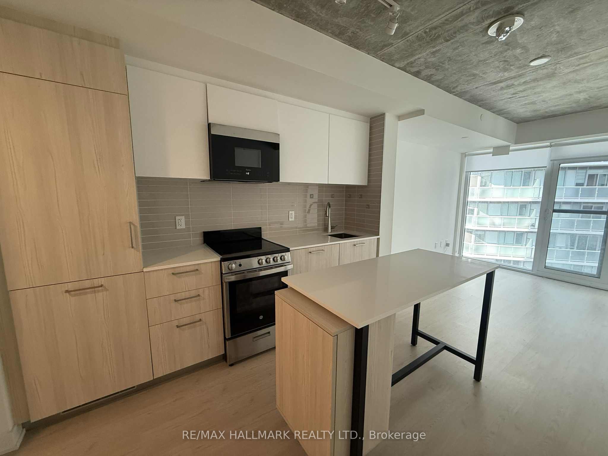 65 Mutual Street 908, Toronto, ON M5B 0E5 photo 4