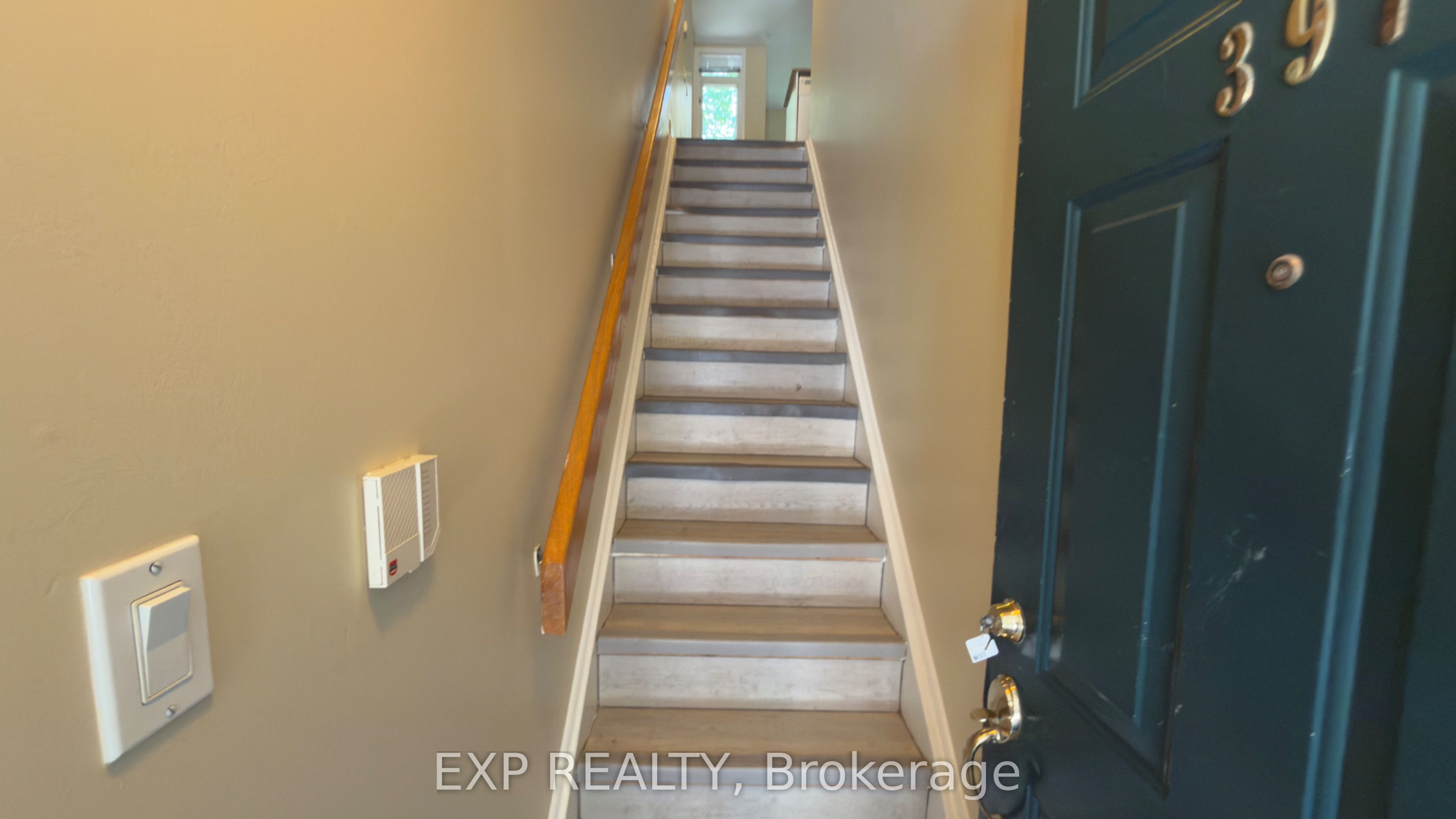 415 Jarvis Street 397, Toronto, ON M4Y 3C1 photo 3