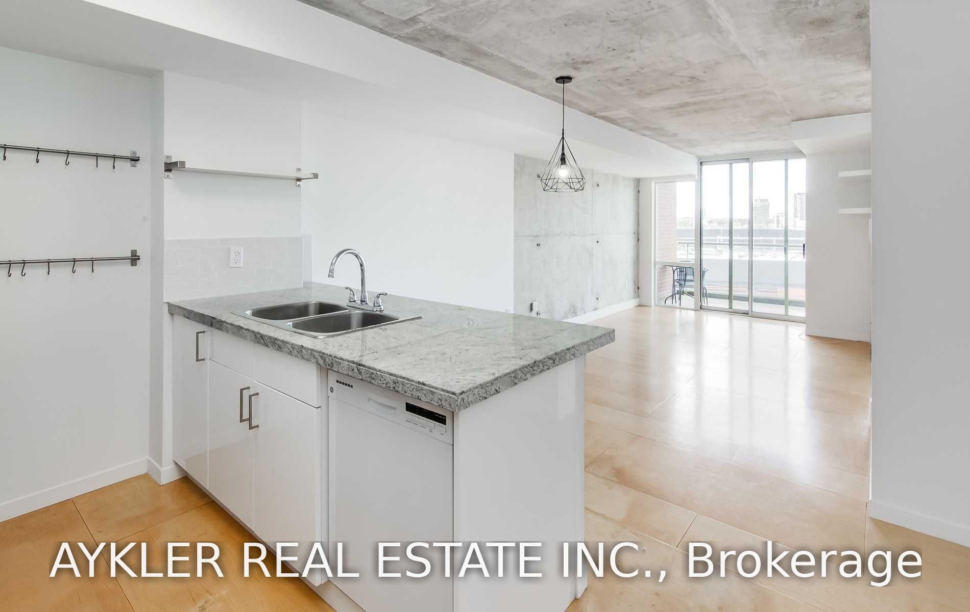 39 Parliament Street 1206, Toronto, ON M5A 4R2 photo 5