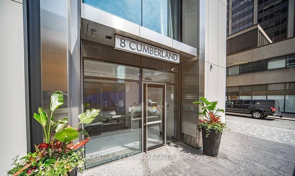 8 Cumberland Street 4502, Toronto, ON M4W 0B6 photo 3