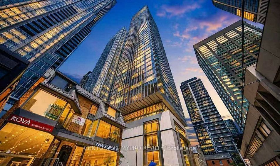 8 Cumberland Street 4502, Toronto, ON M4W 0B6 photo 5