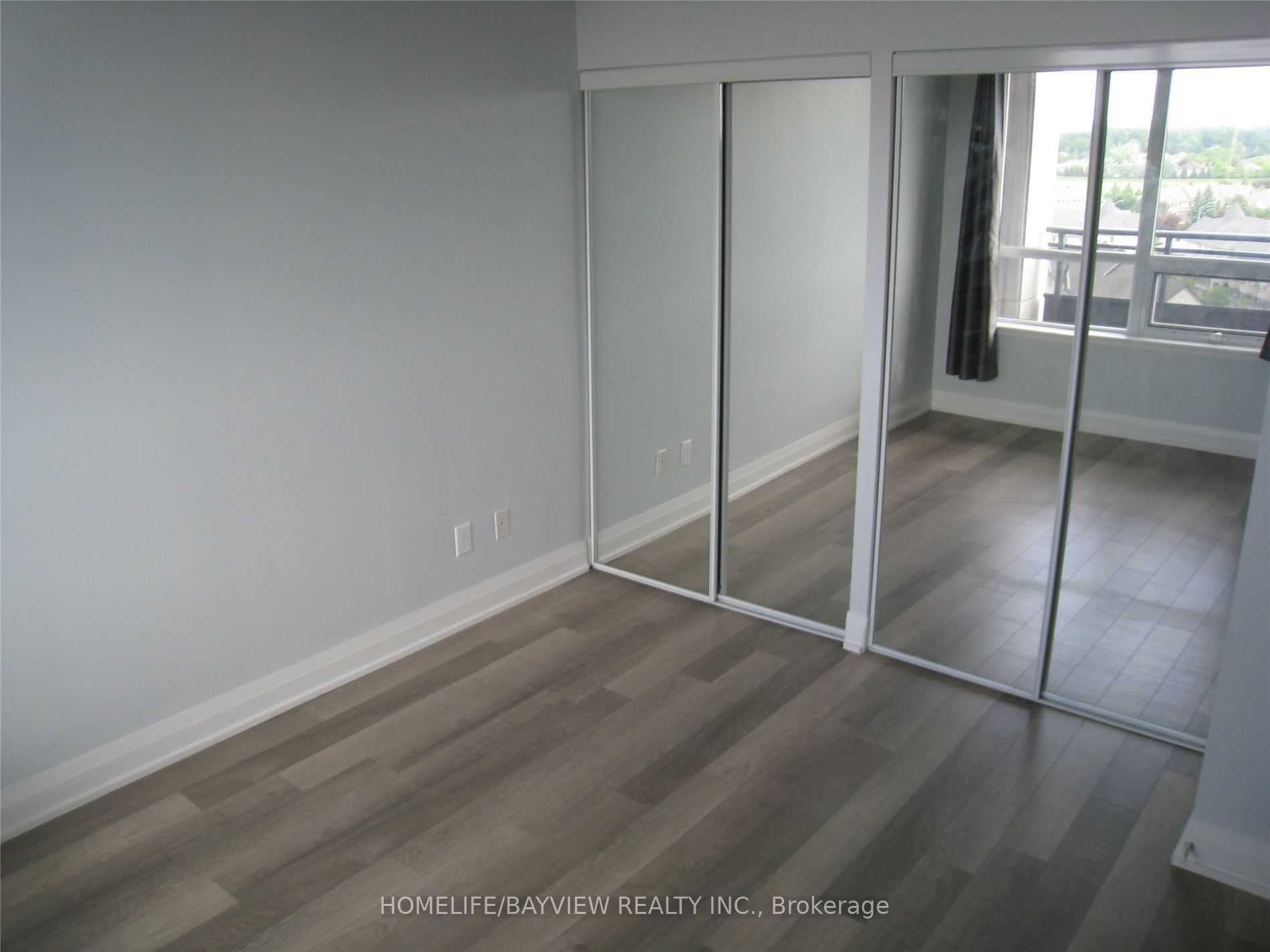 197 Yonge Street 5014, Toronto, ON M5B 1M4 photo 2