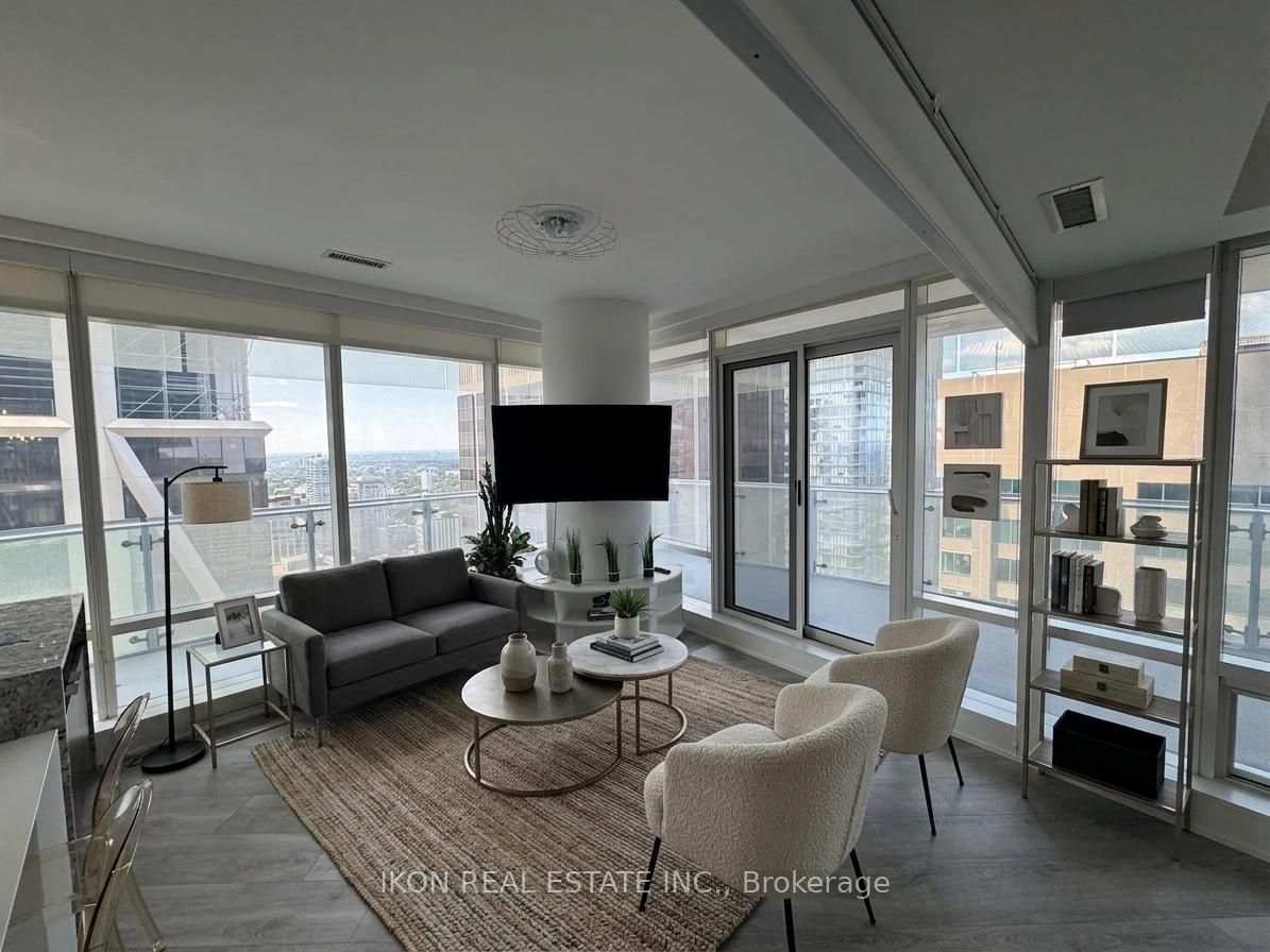 1 Bloor Street E 3910, Toronto, ON M4W 0A8 photo 5