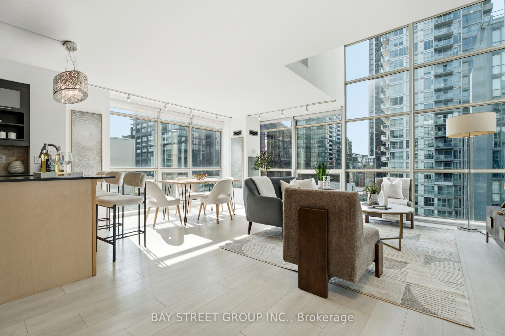 36 Blue Jays Way 925, Toronto, ON M5V 3T3 photo 4