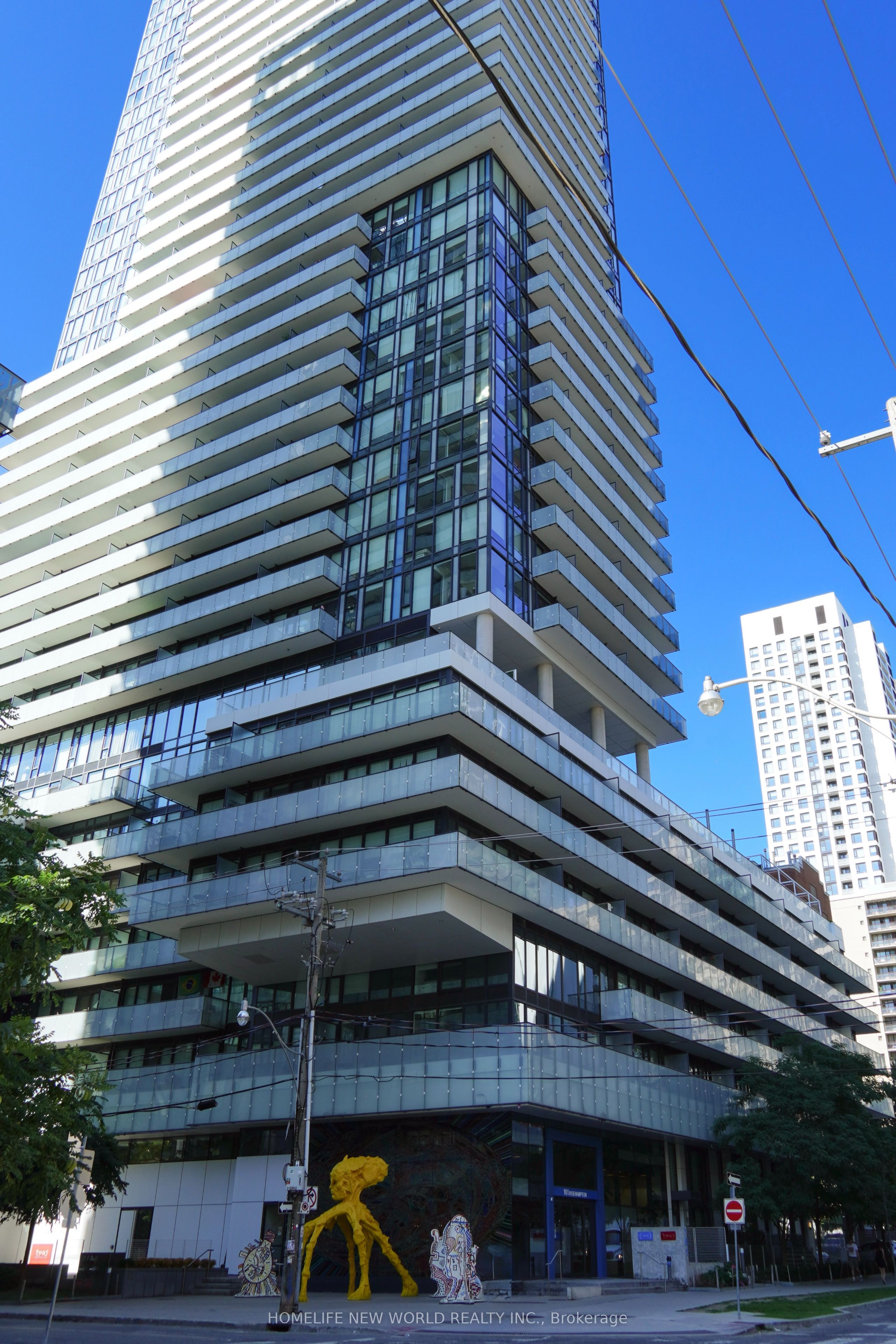 161 Roehampton Avenue 233, Toronto, ON M4P 0C8 photo 4