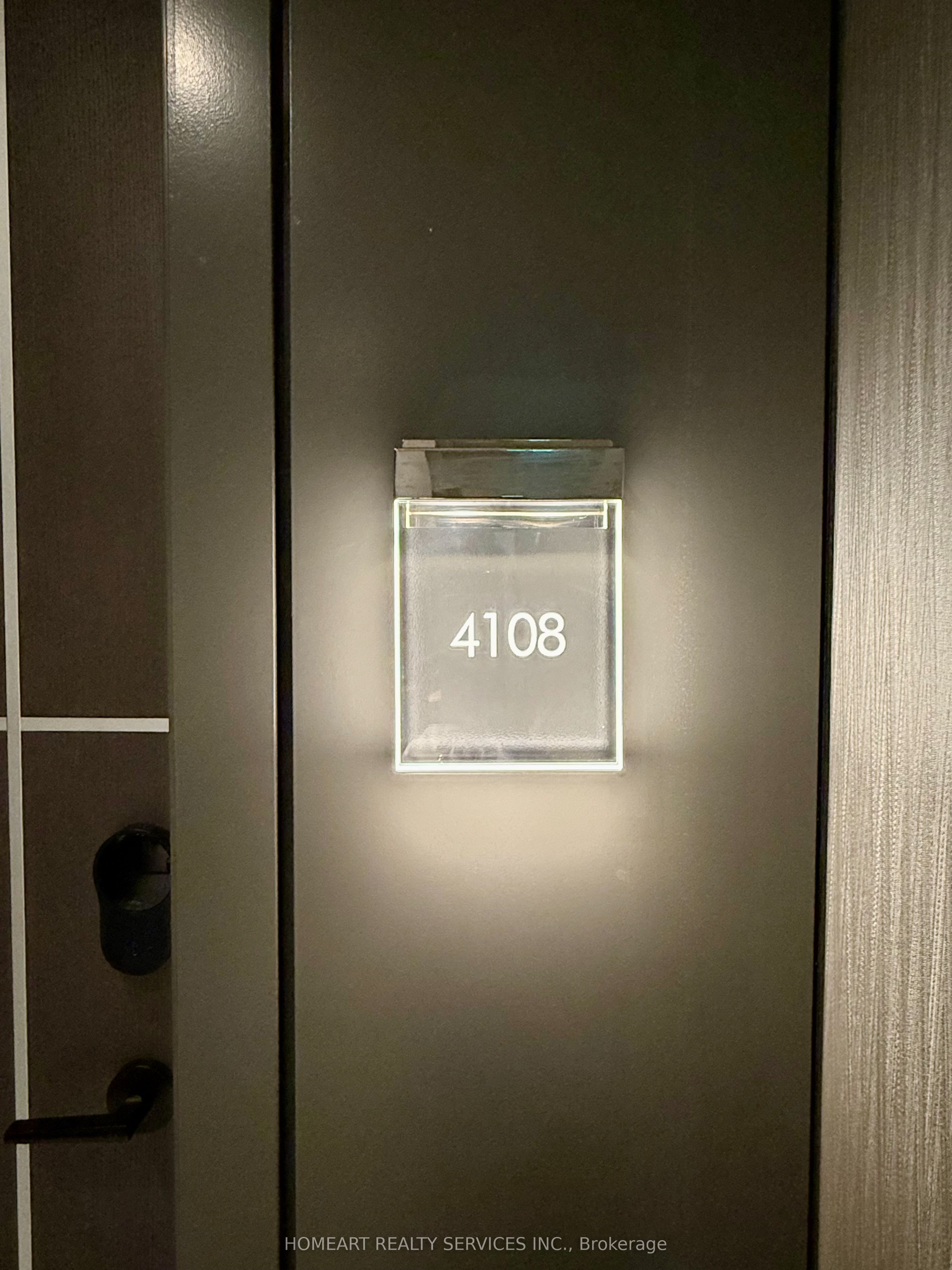 100 Dalhousie Street 4108, Toronto, ON M5B 0C7