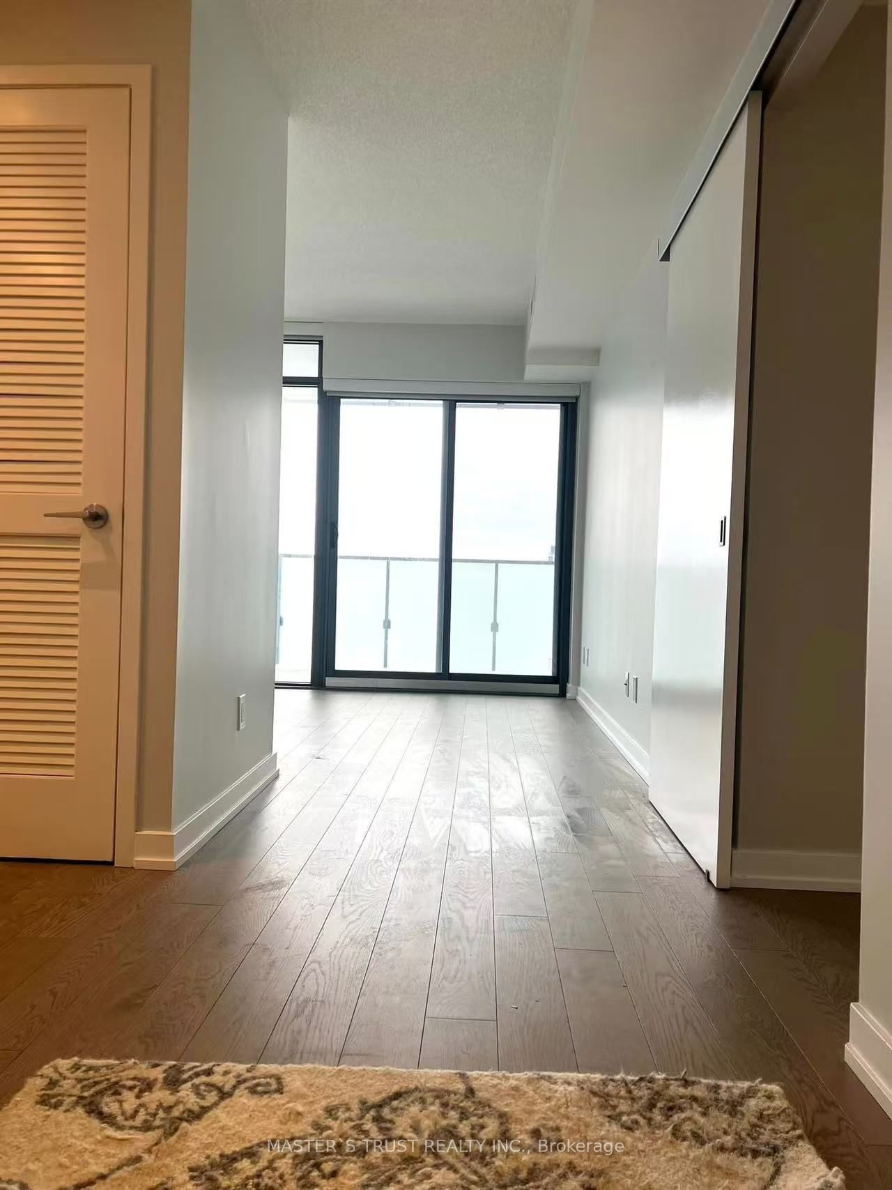 25 Richmond St East Street E 1117, Toronto, ON M5B 0A9 photo 4