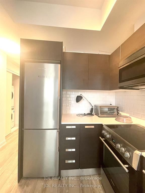 42 Charles Street E 2503, Toronto, ON M4Y 0B7 photo 4