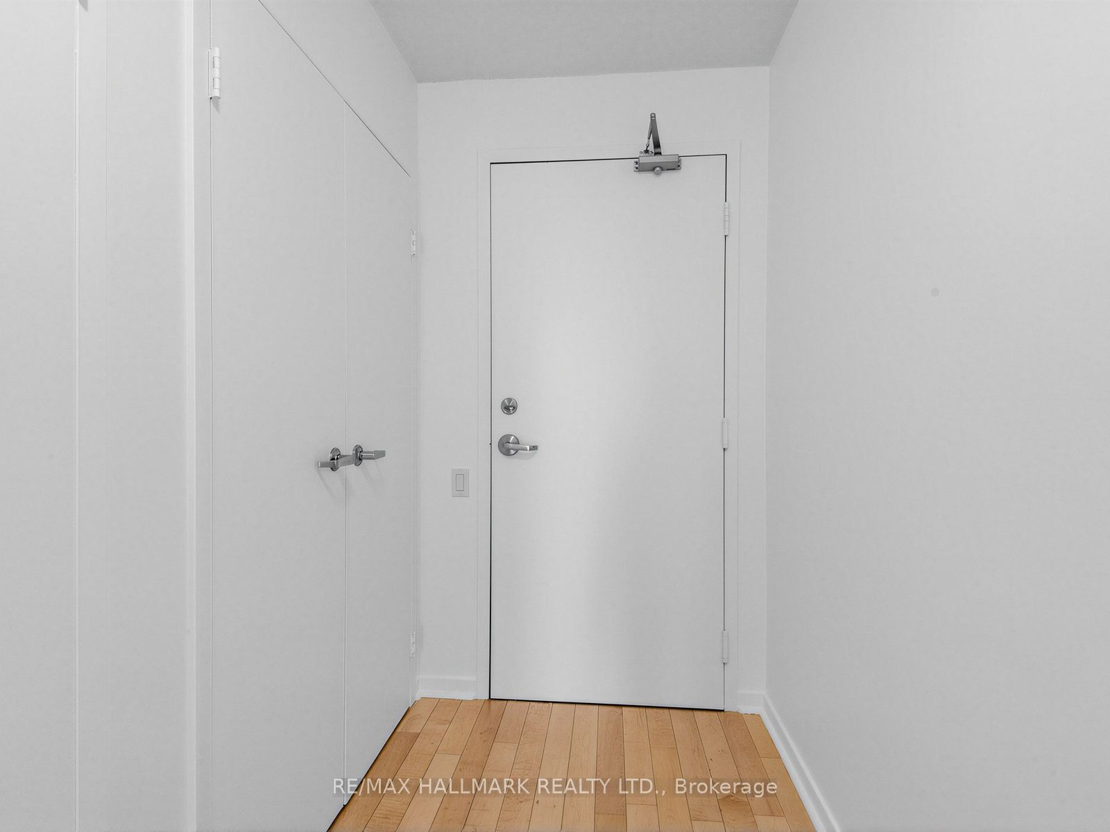 75 Dalhousie Street 311, Toronto, ON M5B 2R9 photo 3