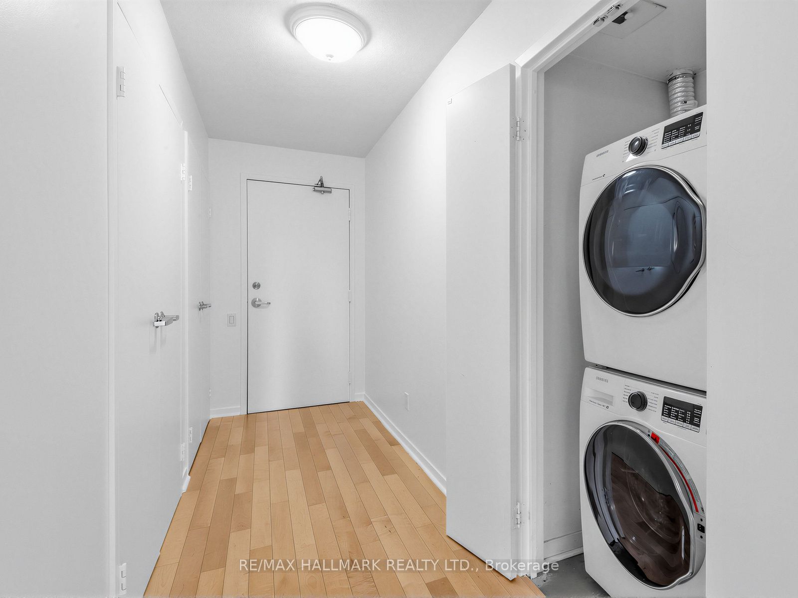 75 Dalhousie Street 311, Toronto, ON M5B 2R9 photo 5