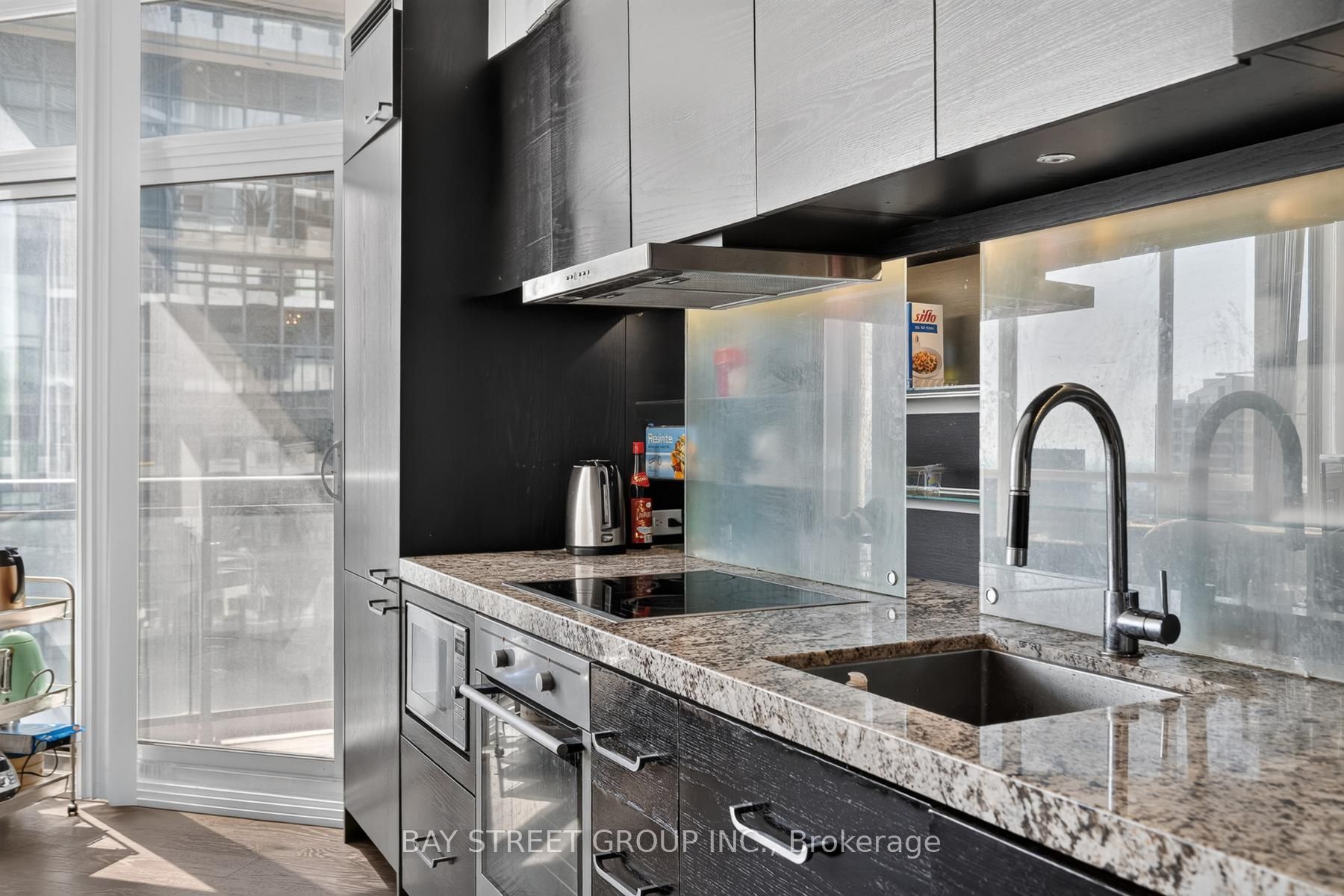 45 Charles Street E 5102, Toronto, ON M4Y 0B8 photo 4