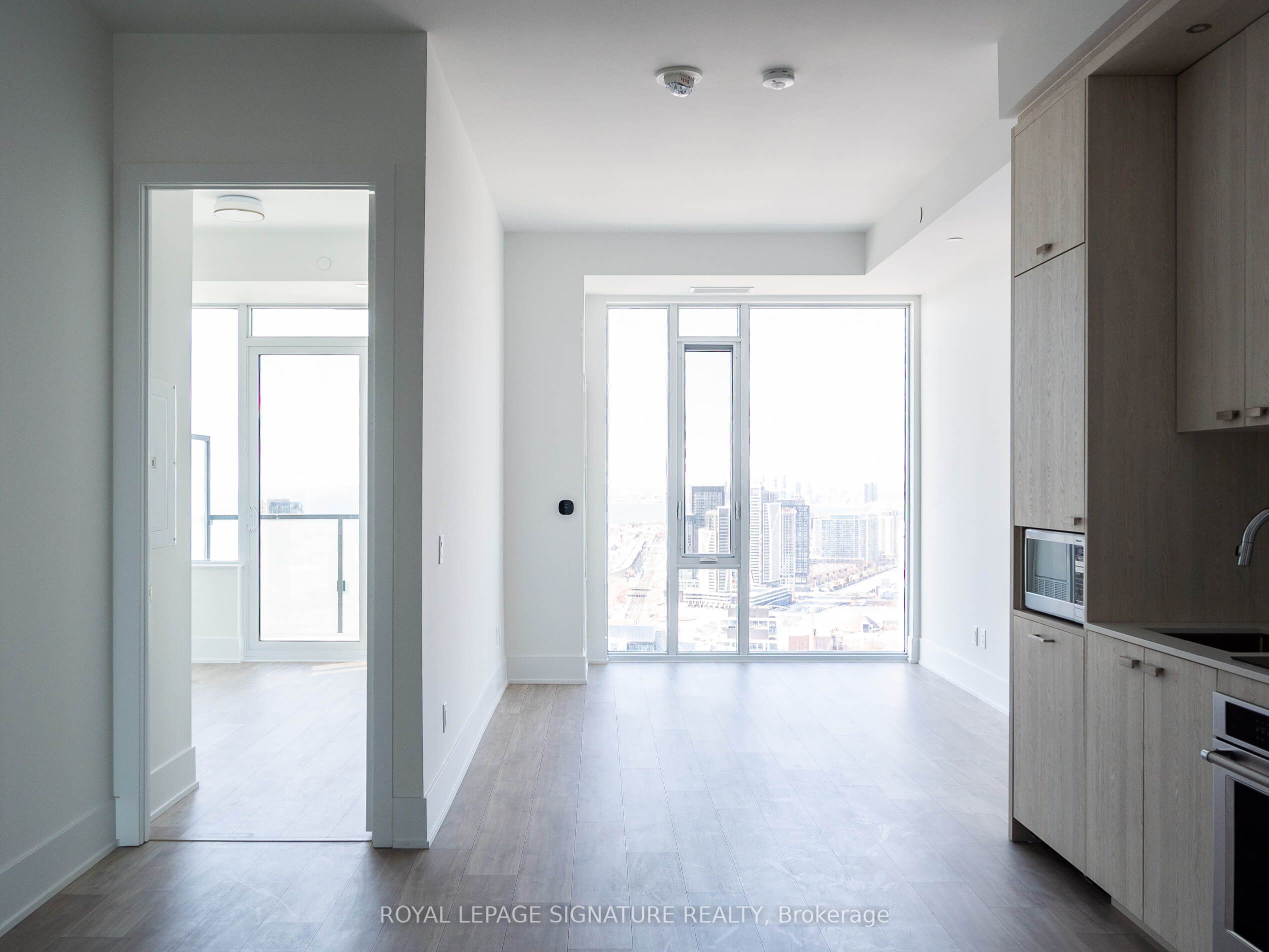 470 Front Street W 3503, Toronto, ON M5V 0V6 photo 3