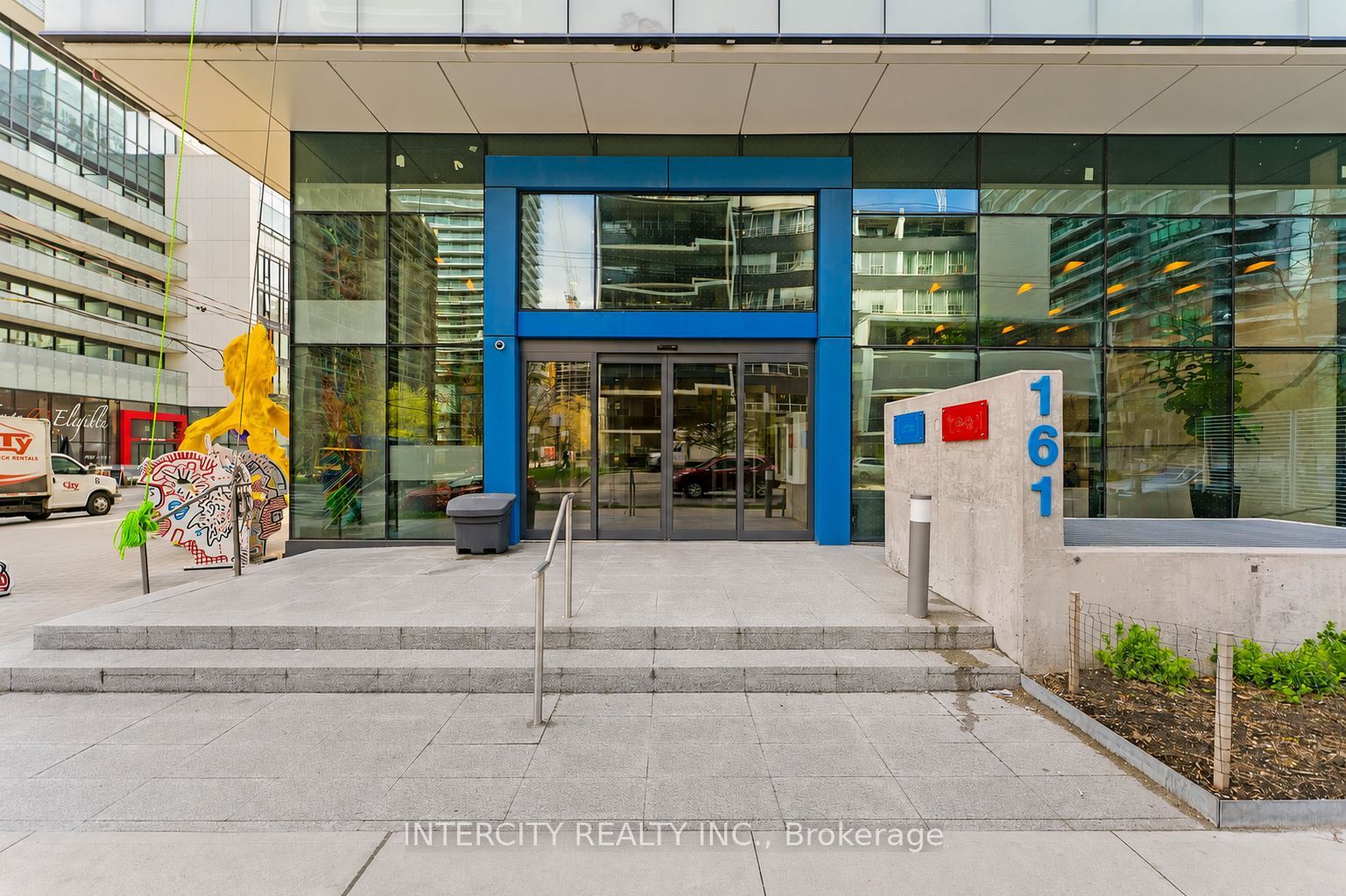 161 Roehampton Avenue 2906, Toronto, ON M4P 0C8 photo 2