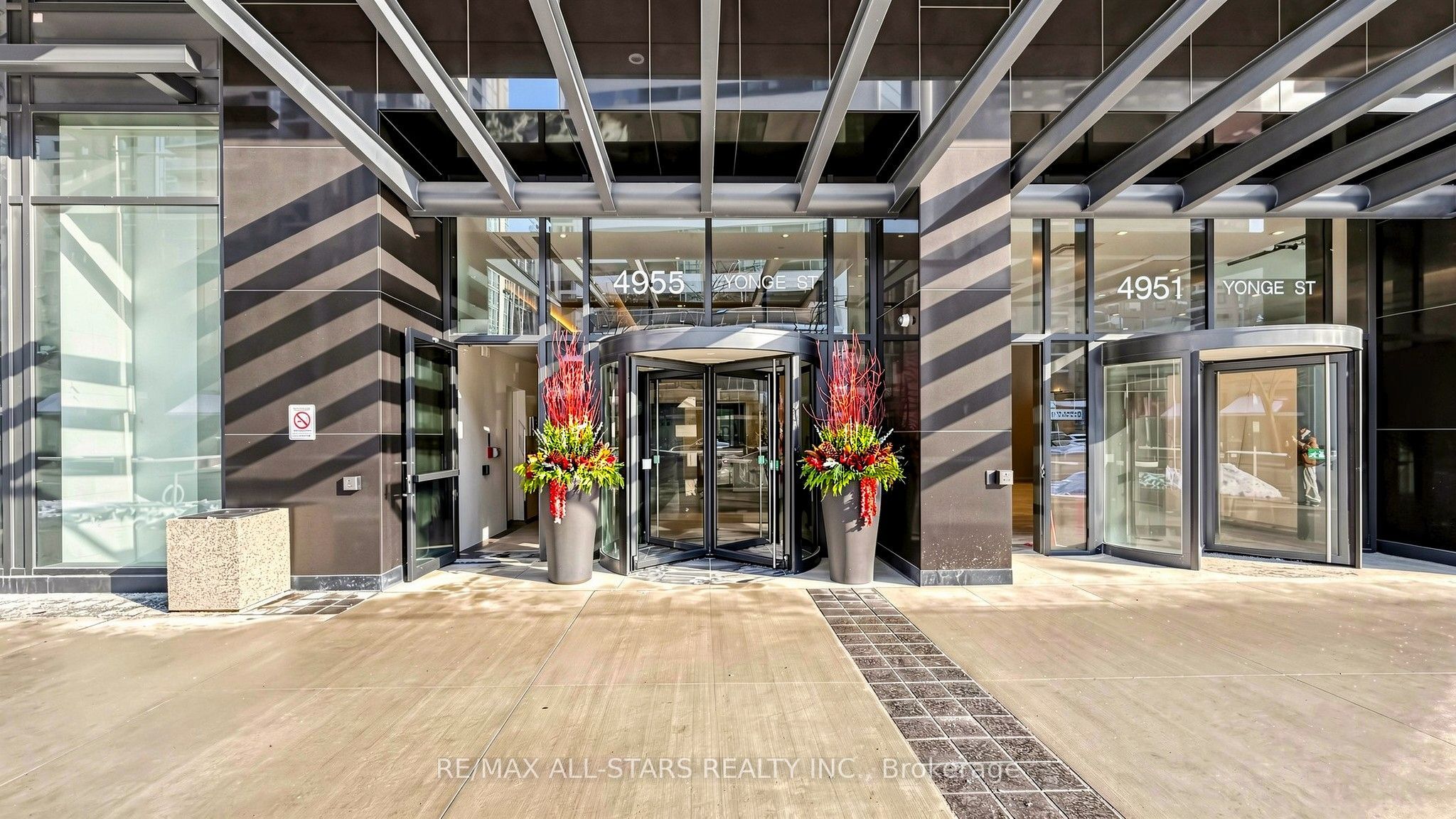 4955 Yonge Street 1609, Toronto, ON M2N 0L8 photo 4