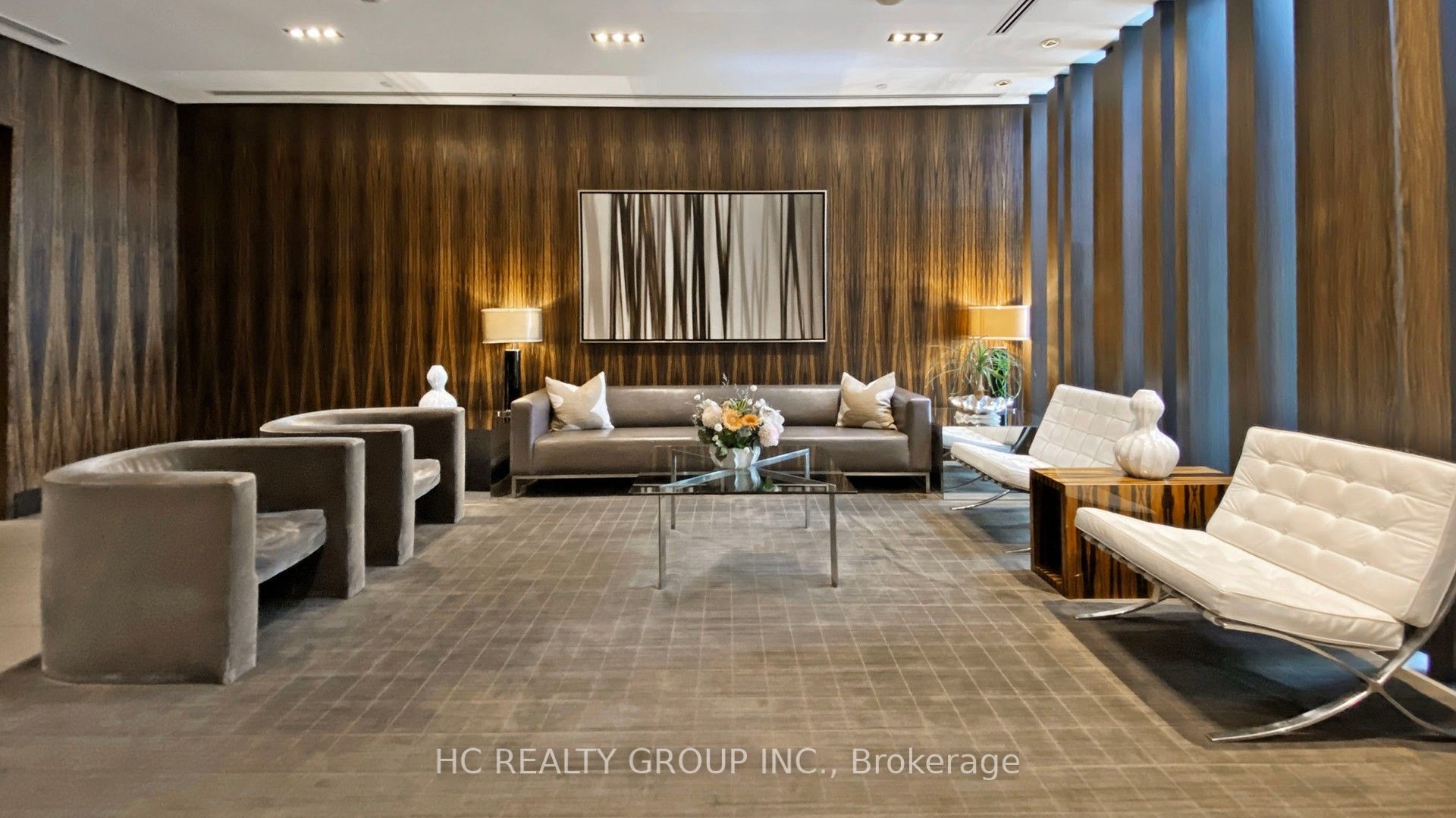 33 Lombard Street 3504, Toronto, ON M5C 3H8 photo 3