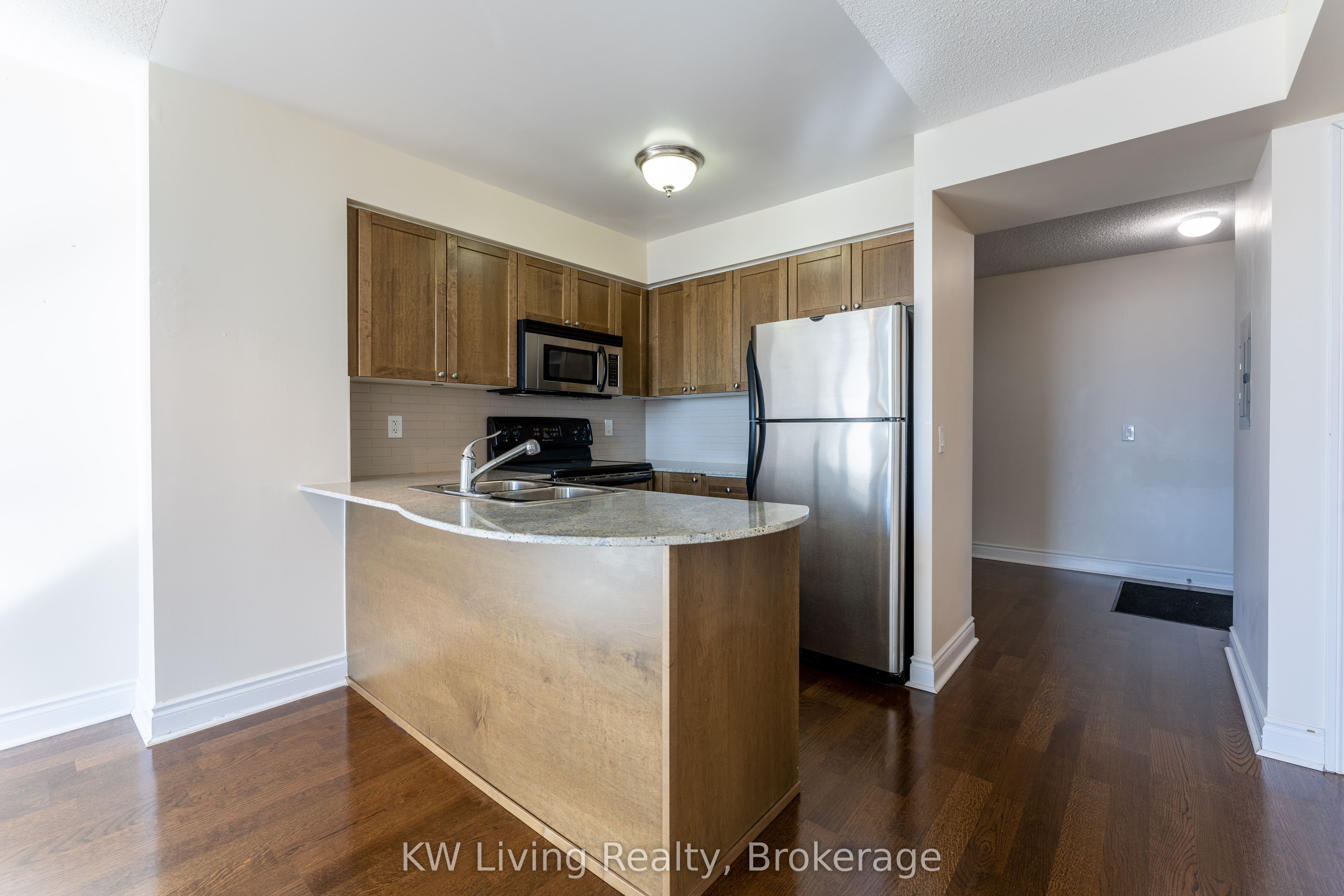 763 Bay Street 4009, Toronto, ON M5G 2R3 photo 3