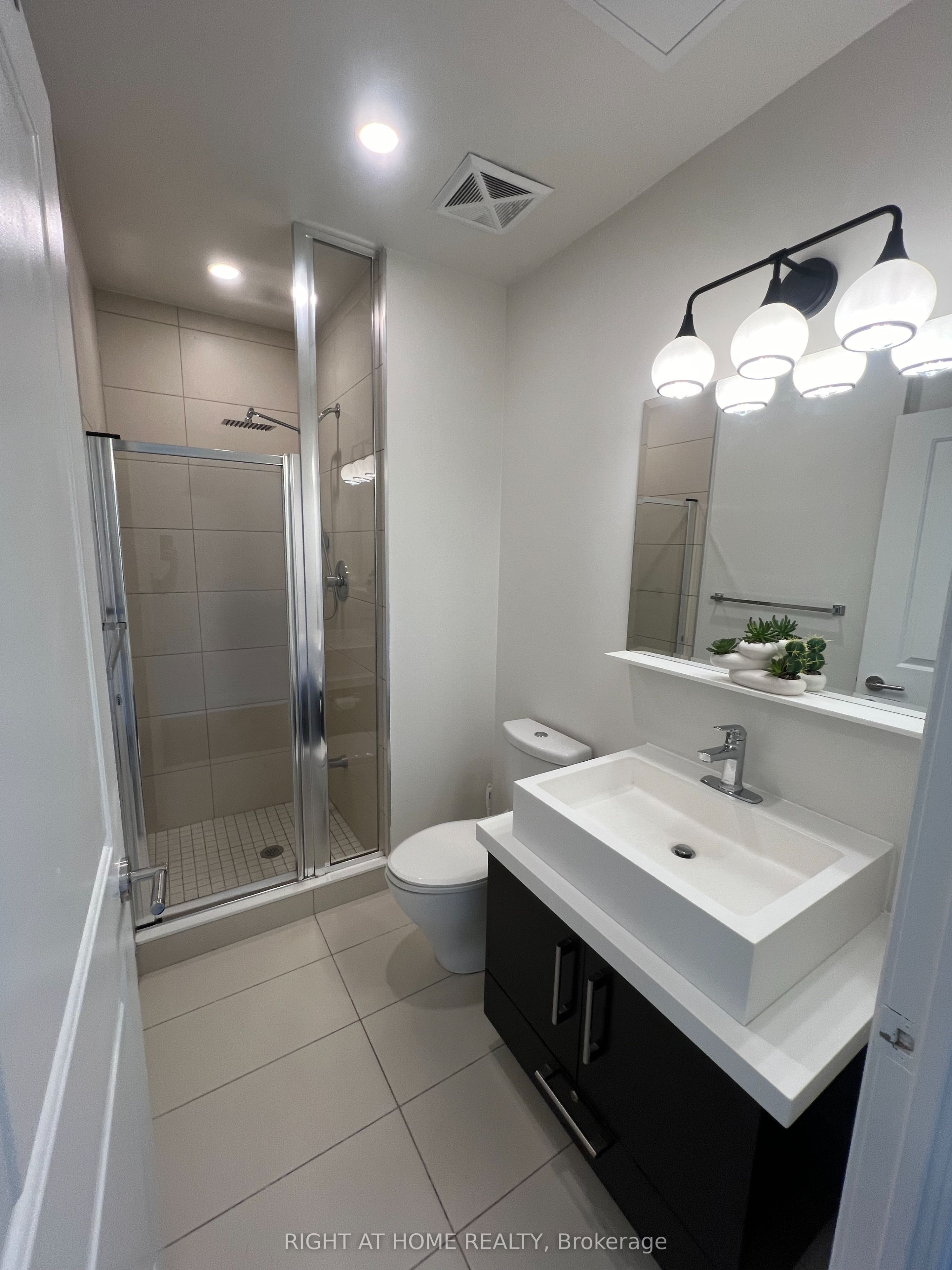 65 St Mary Street #3708, Toronto, ON M5S 0A6 photo 3