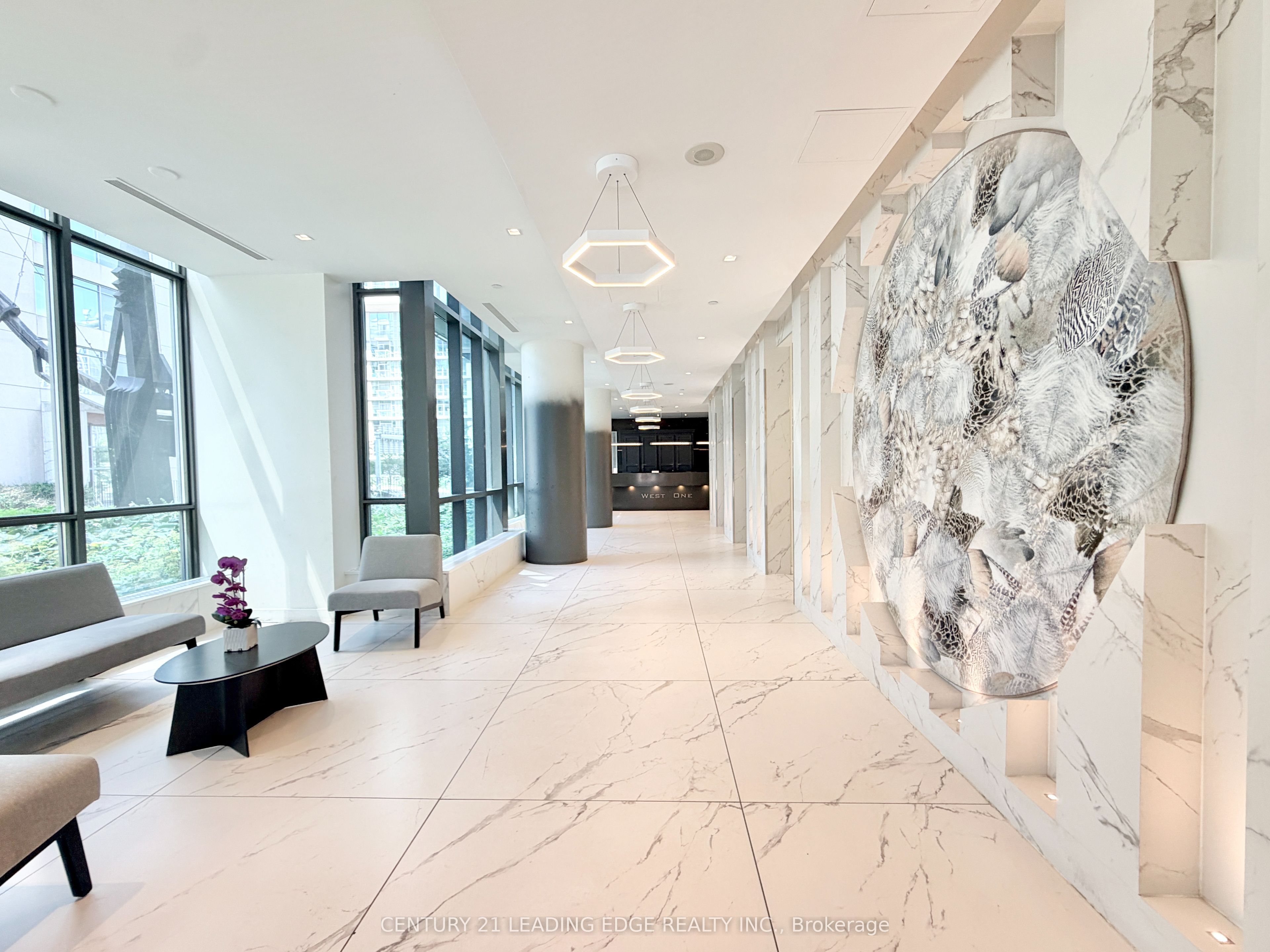 11 Brunel Court 1501, Toronto, ON M5V 3Y3 photo 2