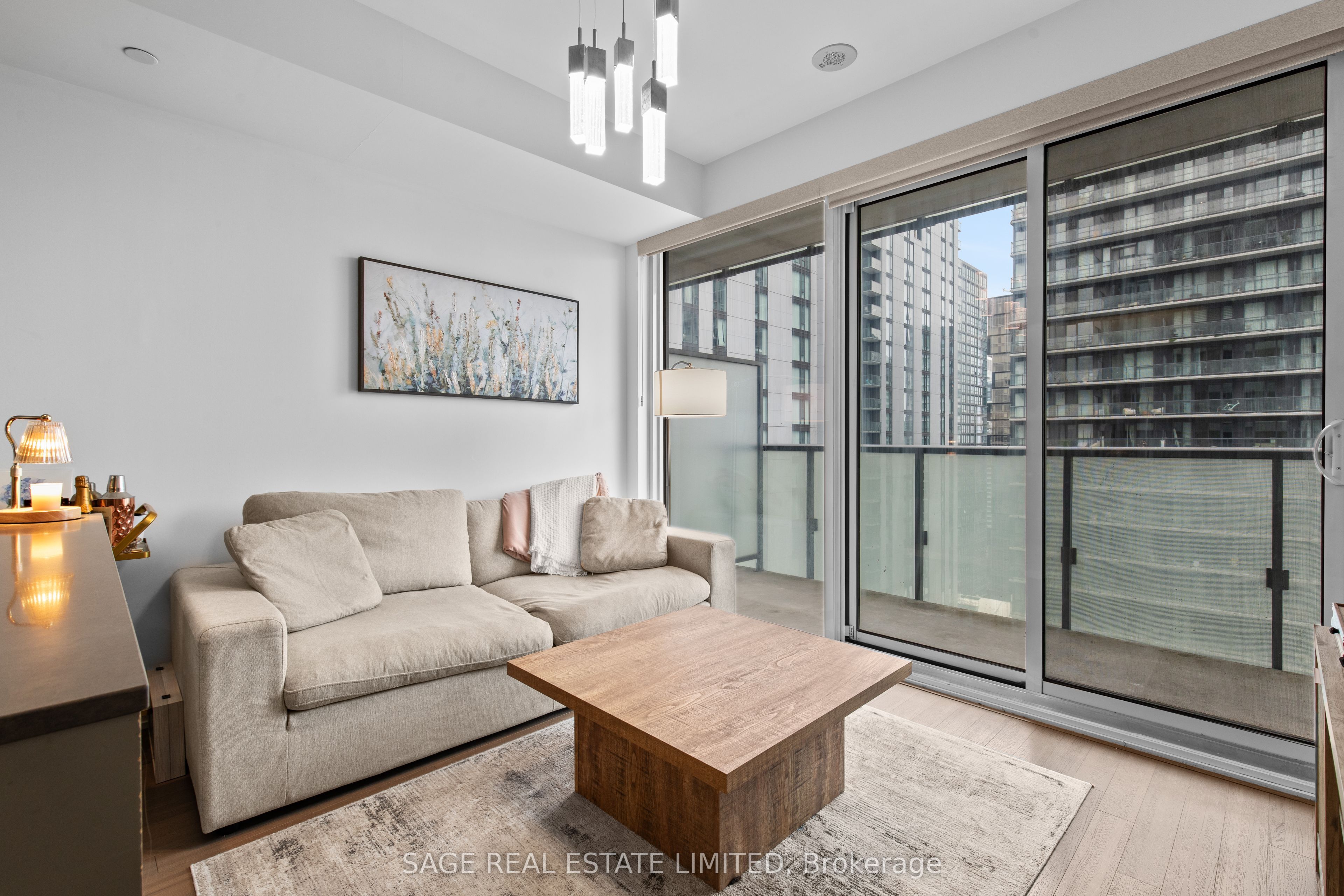 101 Peter Street 3308, Toronto, ON M5V 0G6 photo 3