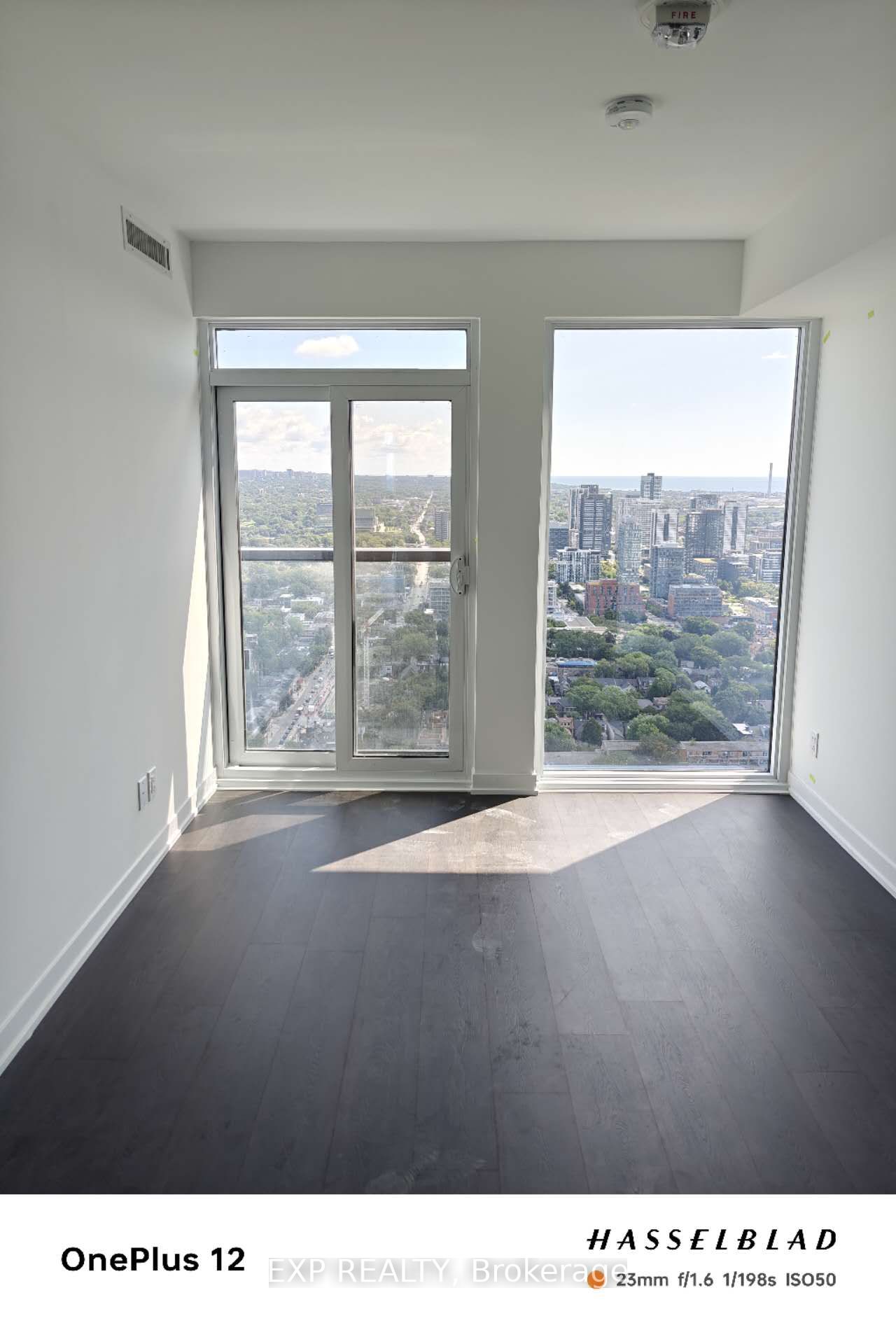 319 Jarvis Street 4711, Toronto, ON M5B 0C8 photo 3
