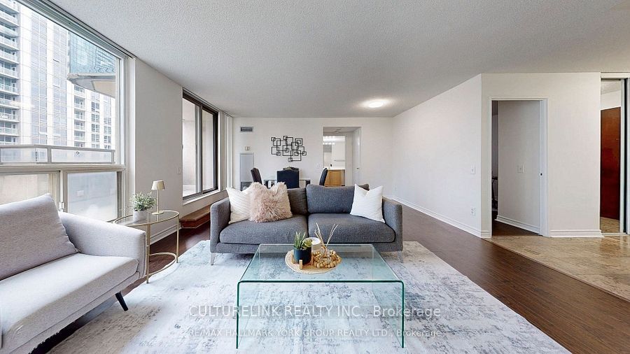 750 Bay Street 2307, Toronto, ON M5G 1N6 photo 5