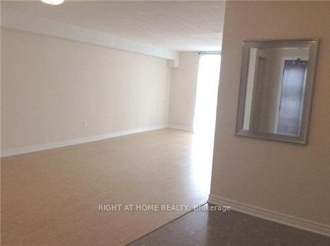 5460 Yonge Street 404, Toronto, ON M2N 6K7 photo 4