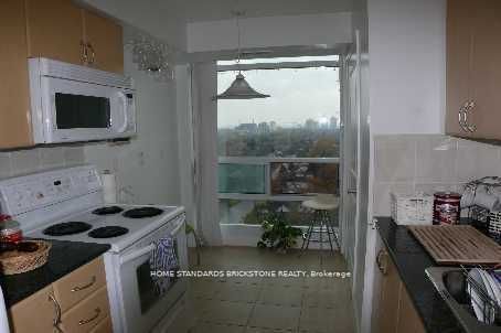 35 Bales Avenue 1611, Toronto, ON M2N 7L7 photo 5