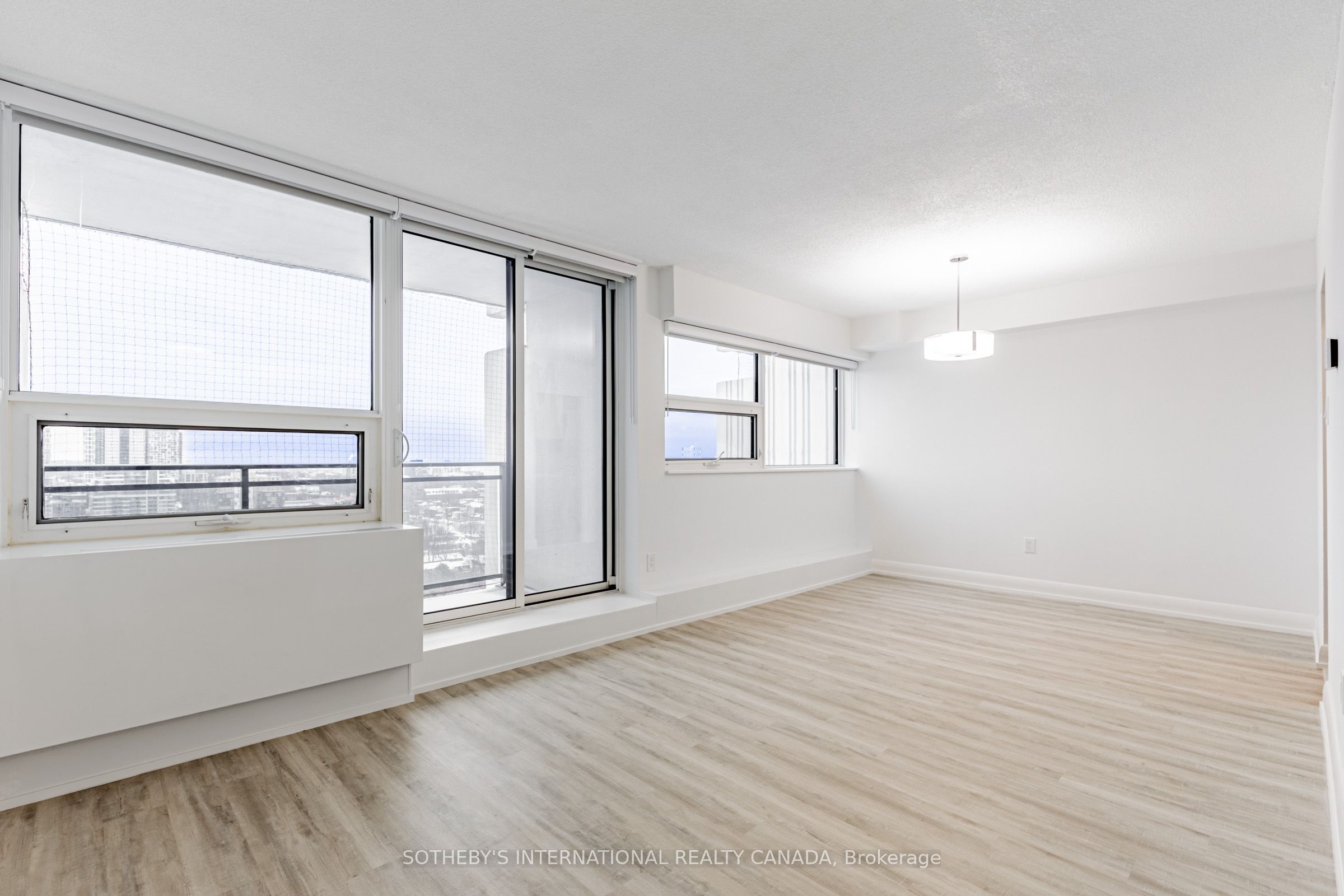 201 Sherbourne Street N0203, Toronto, ON M5A 3X1 photo 2
