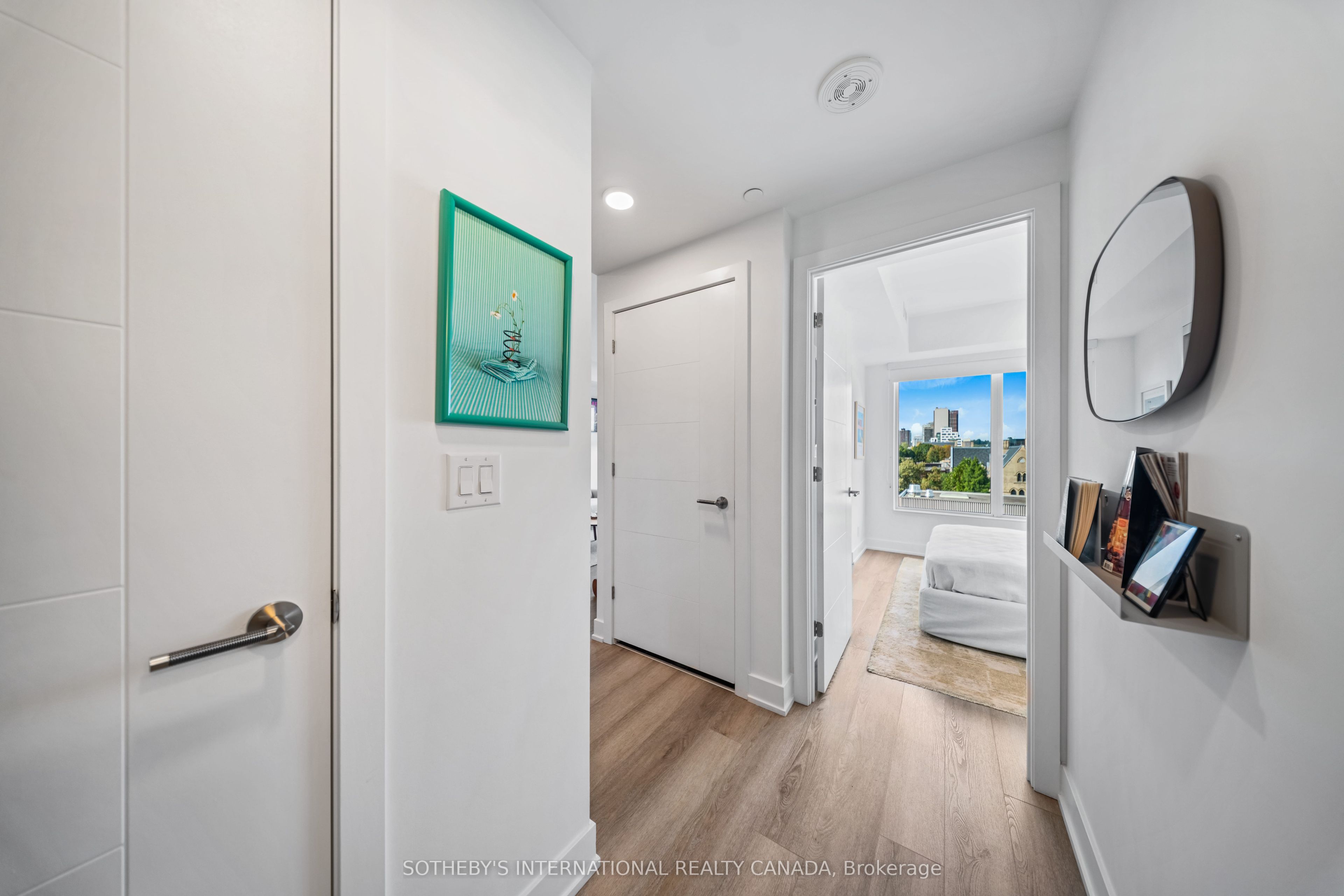 484 Spadina Avenue 601, Toronto, ON M5S 0E4 photo 4
