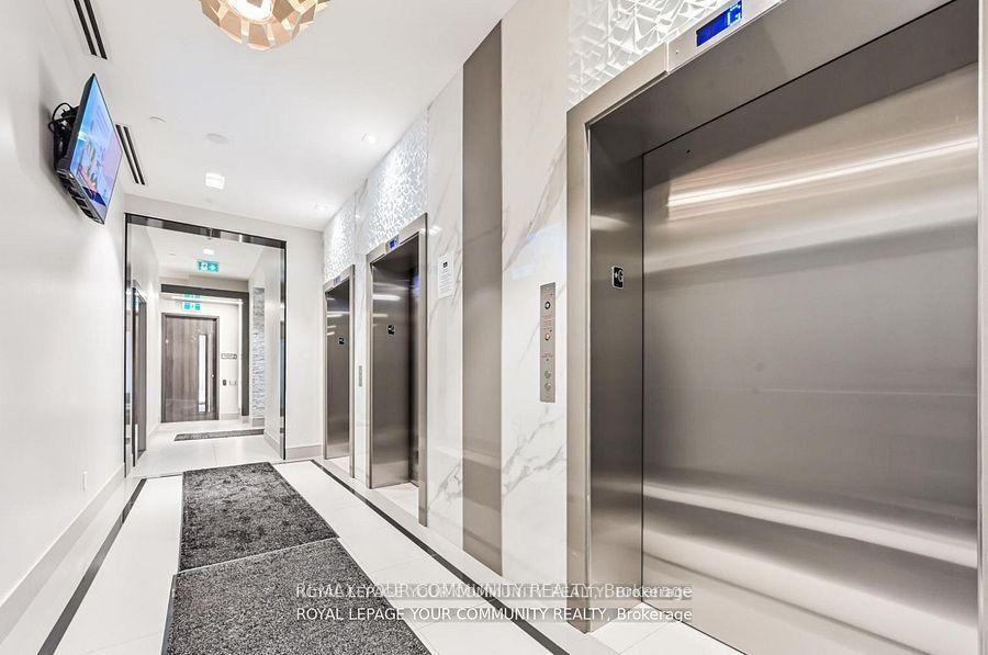 36 Forest Manor Road 1302, Toronto, ON M2J 1M1 photo 4