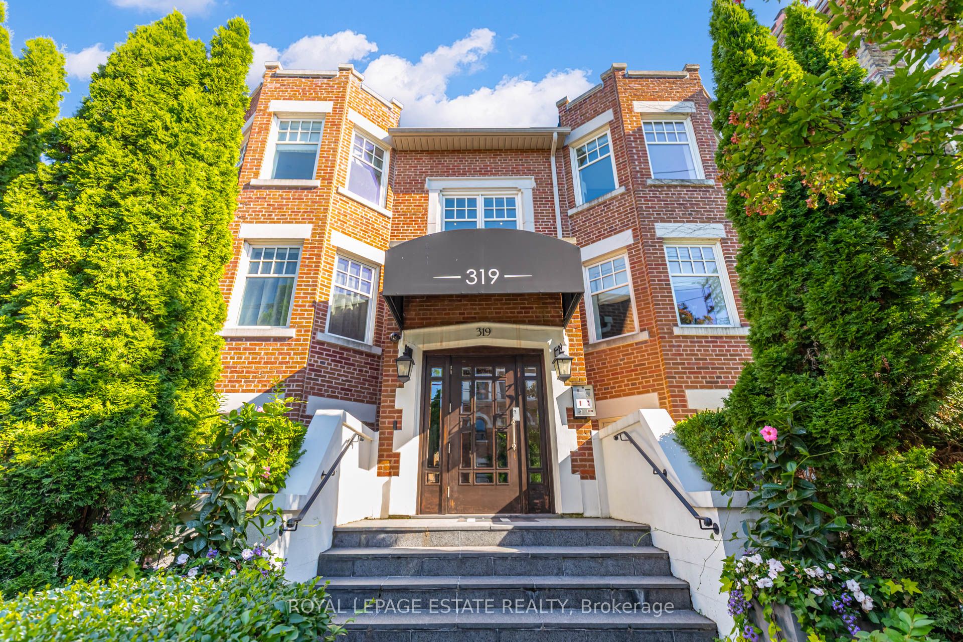 319 Lonsdale Road 1D, Toronto, ON M4V 1X3