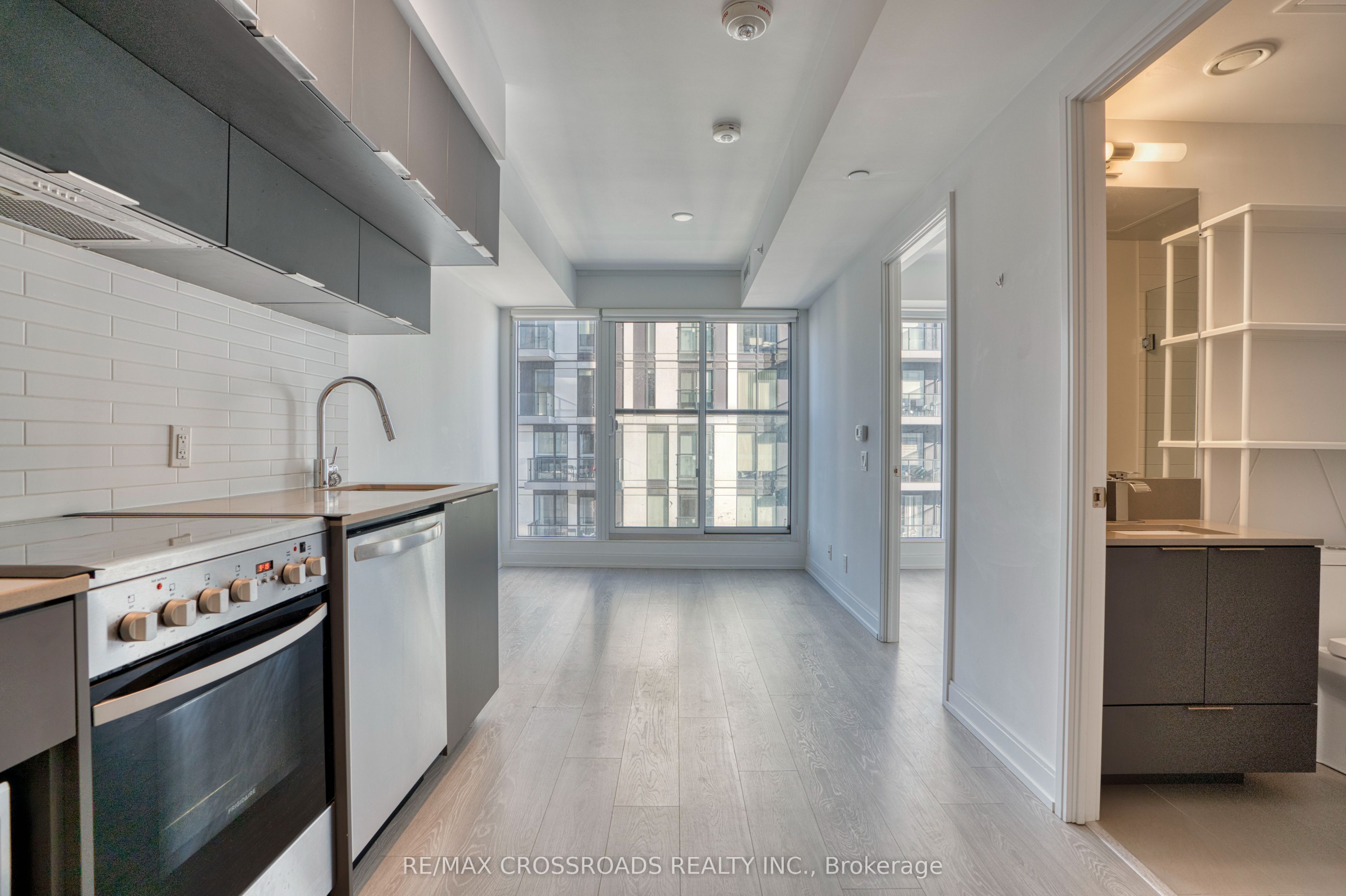 181 Dundas Street E 1815, Toronto, ON M5A 0N5 photo 5